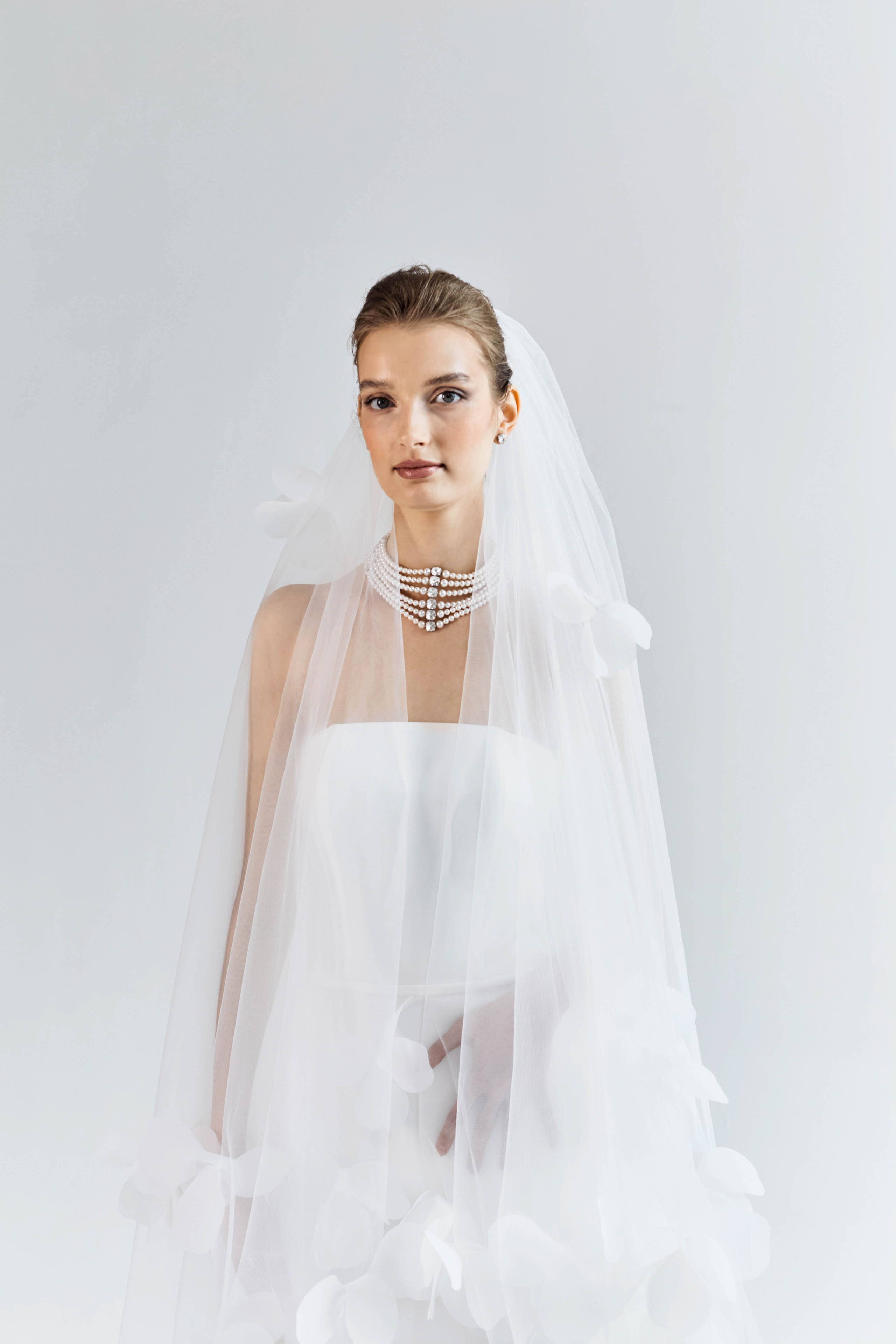 Сара. Свадебный салон-ателье Бонжур в Минске Bonjour