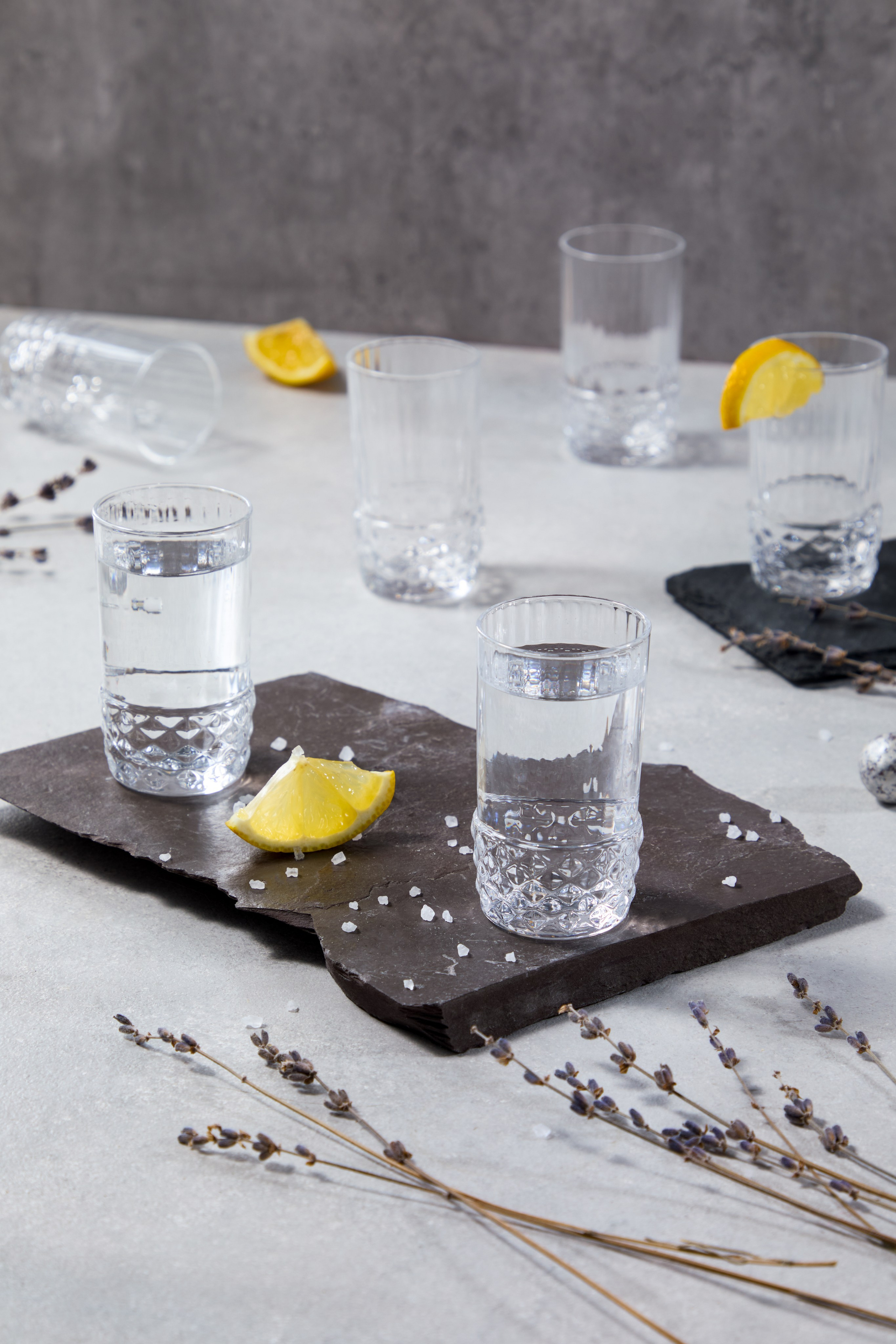 Стеклянные бокалы. Сайт о предметной, имиджевой и портретной фотографии, фотограф Фил Киреев