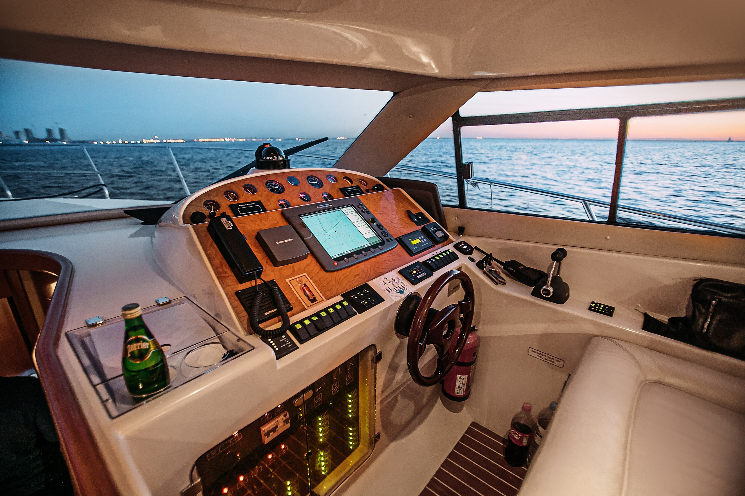 Яхта Rodman 44 Holiday. SPB Rent Boats|аренда катеров и теплоходов