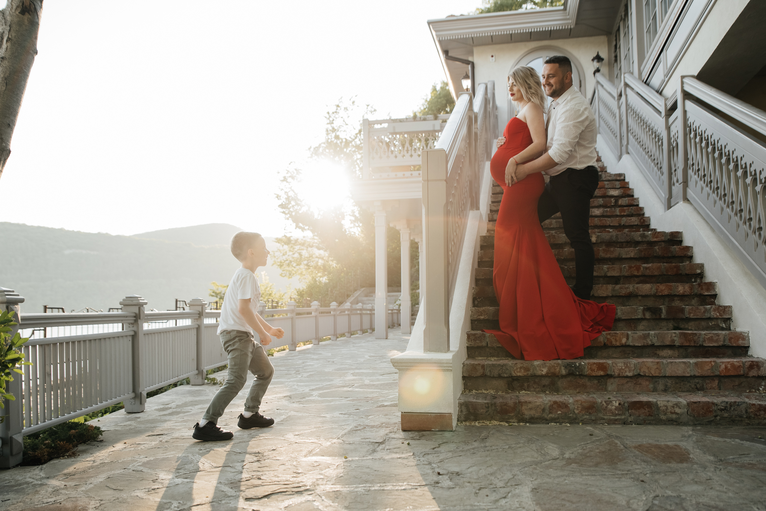 Семейная фотосессия на природе. Лана Абрамян-Фотограф новорожденных и беременных в Новороссийске Анапе