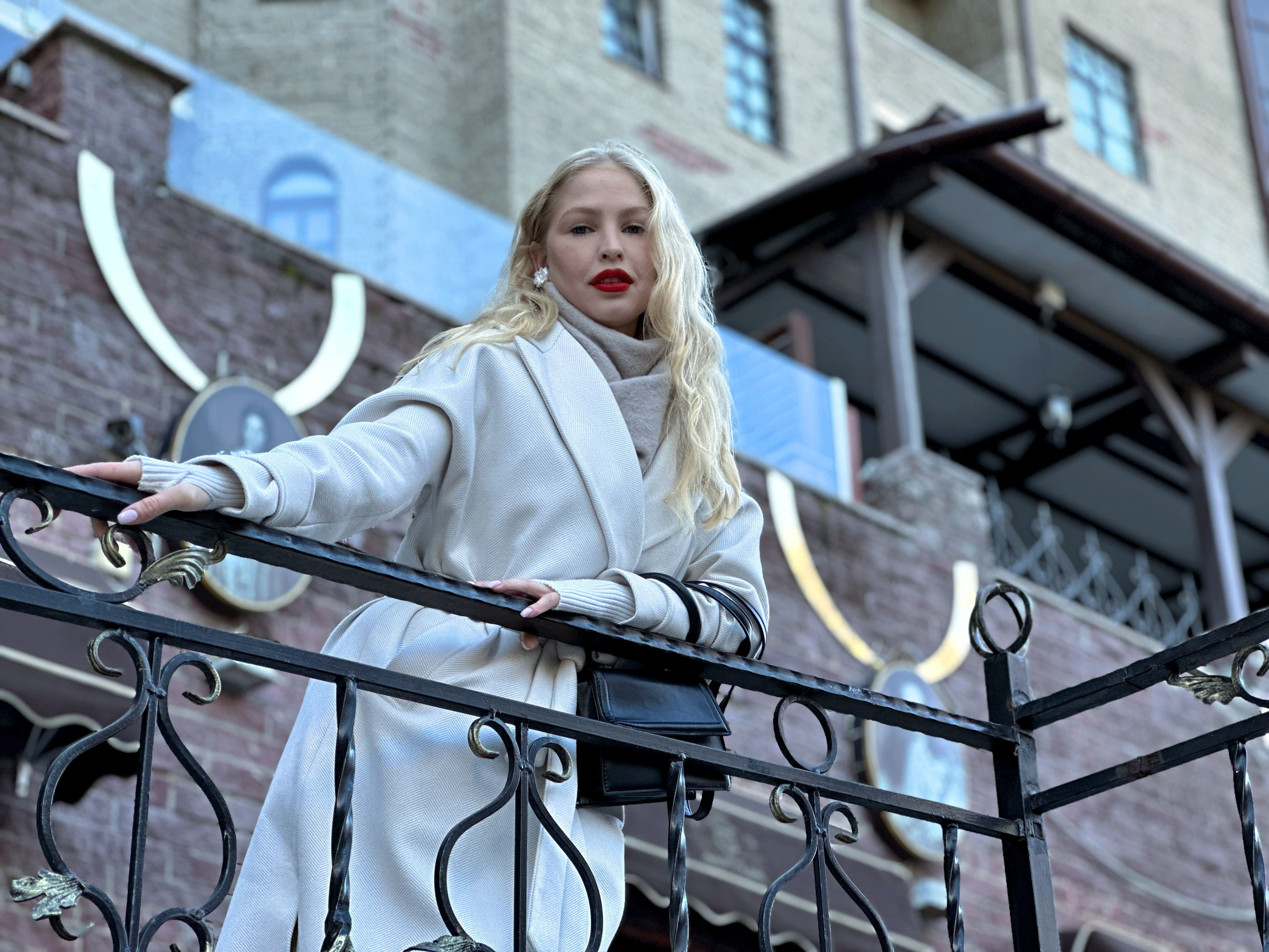 Прогулочная фотосессия Лиды в Березовой роще. Твой фотограф и видеограф в Тюмени — Сергей Бизин