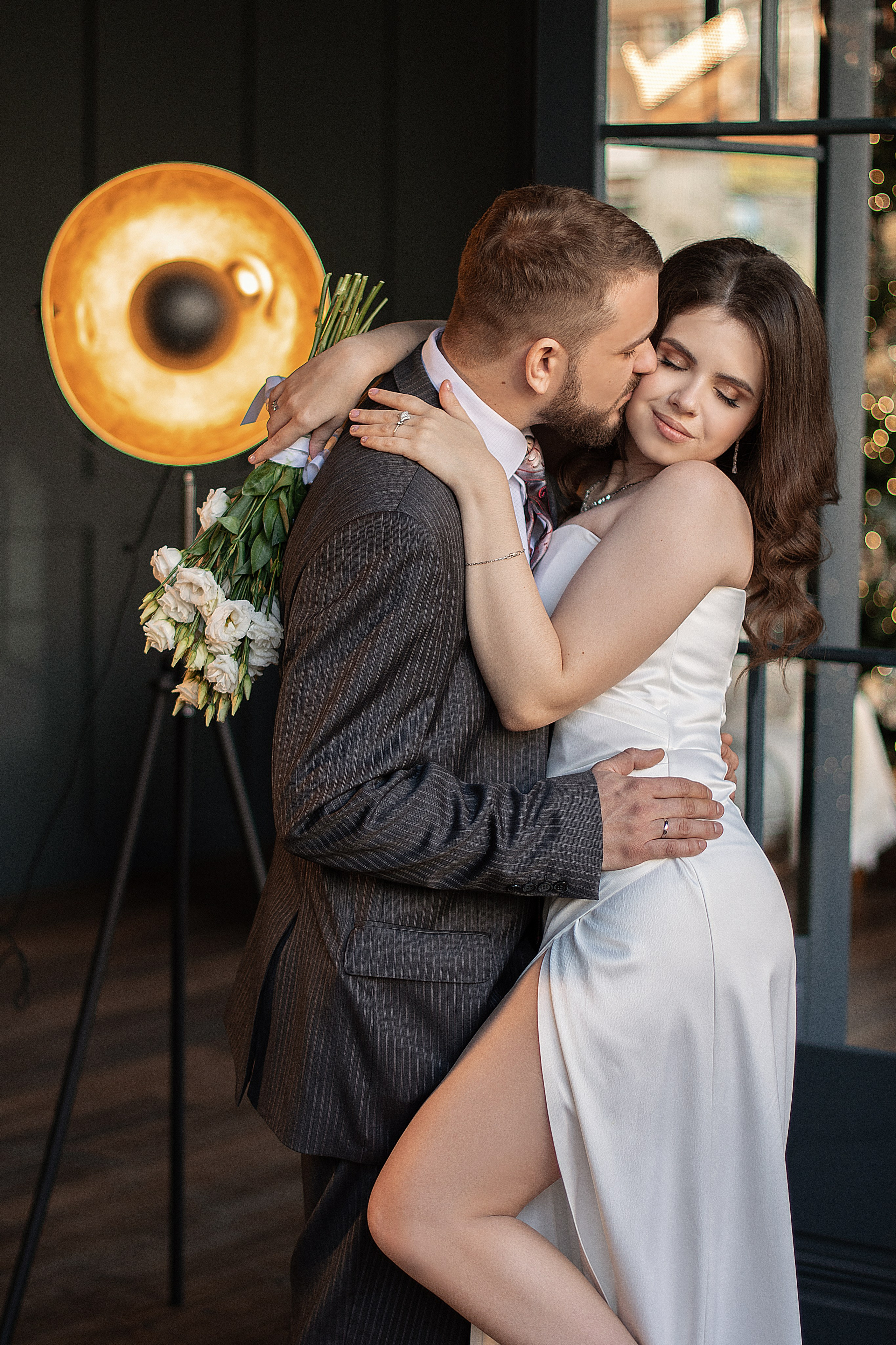 Свадебная фотосессия Ирина и Евгений. Свадебный видеограф Анна Малервейн в Донецке