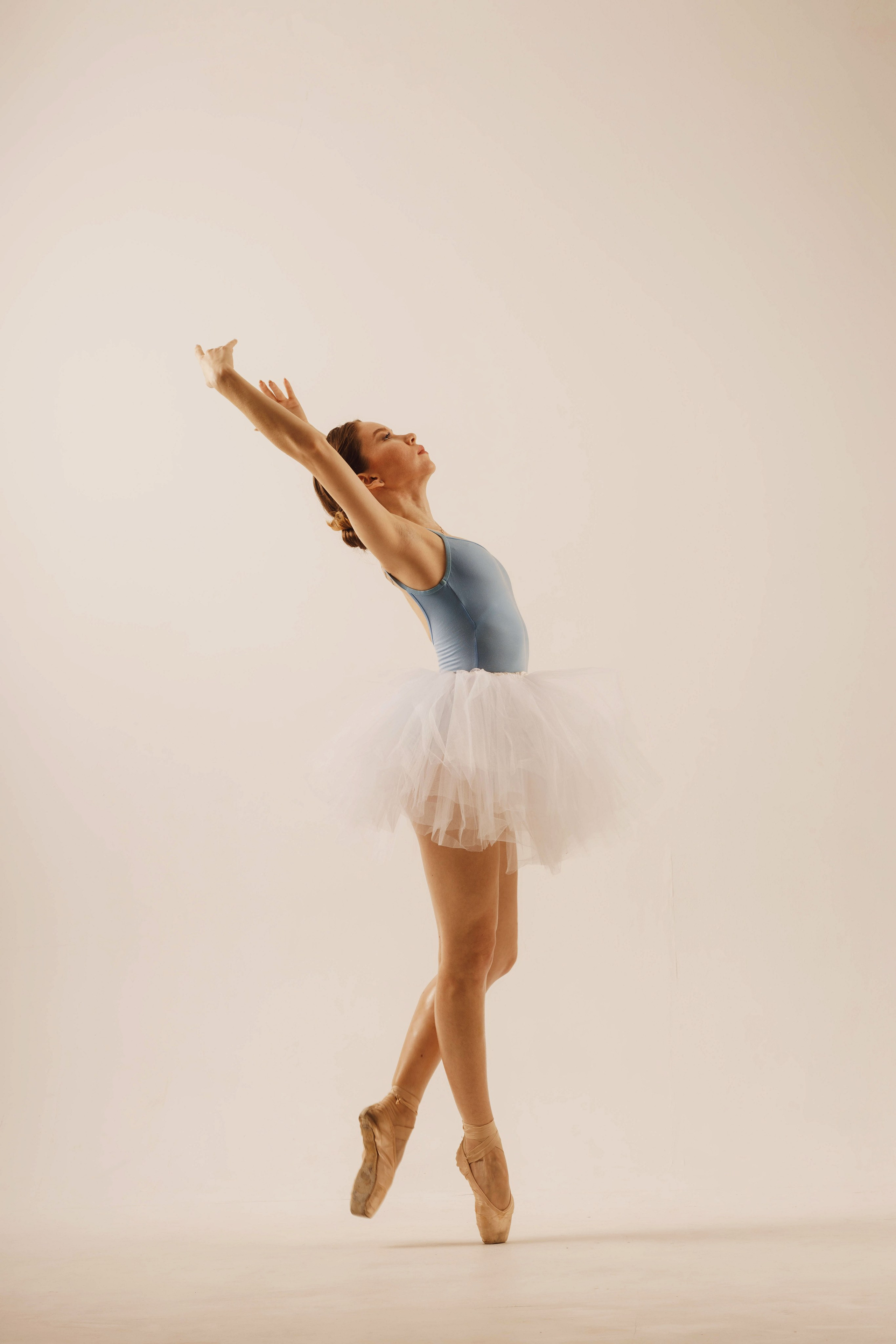 Студийная фотосессия танцовщицы Лены. Портретный и репортажный фотограф в Чебоксарах Андриян Чаркин