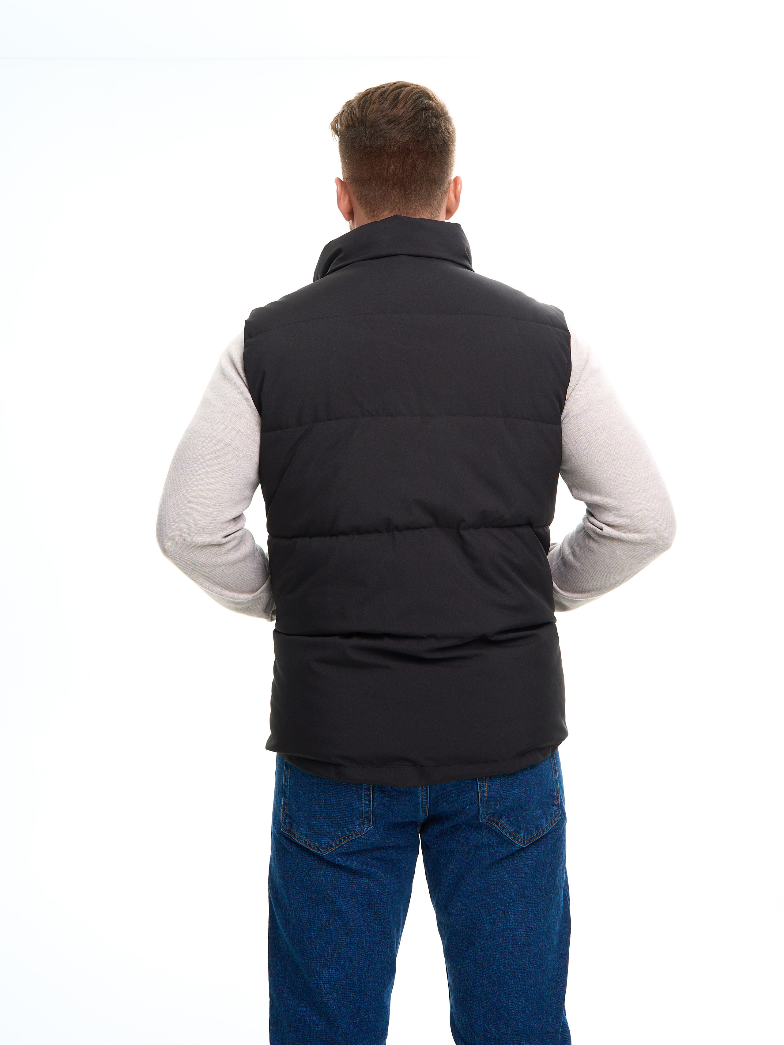 Съемка для WB «Мужские желетки». Портретный и Контент фотограф Григорий Семенов (Grifon) в Ижевске