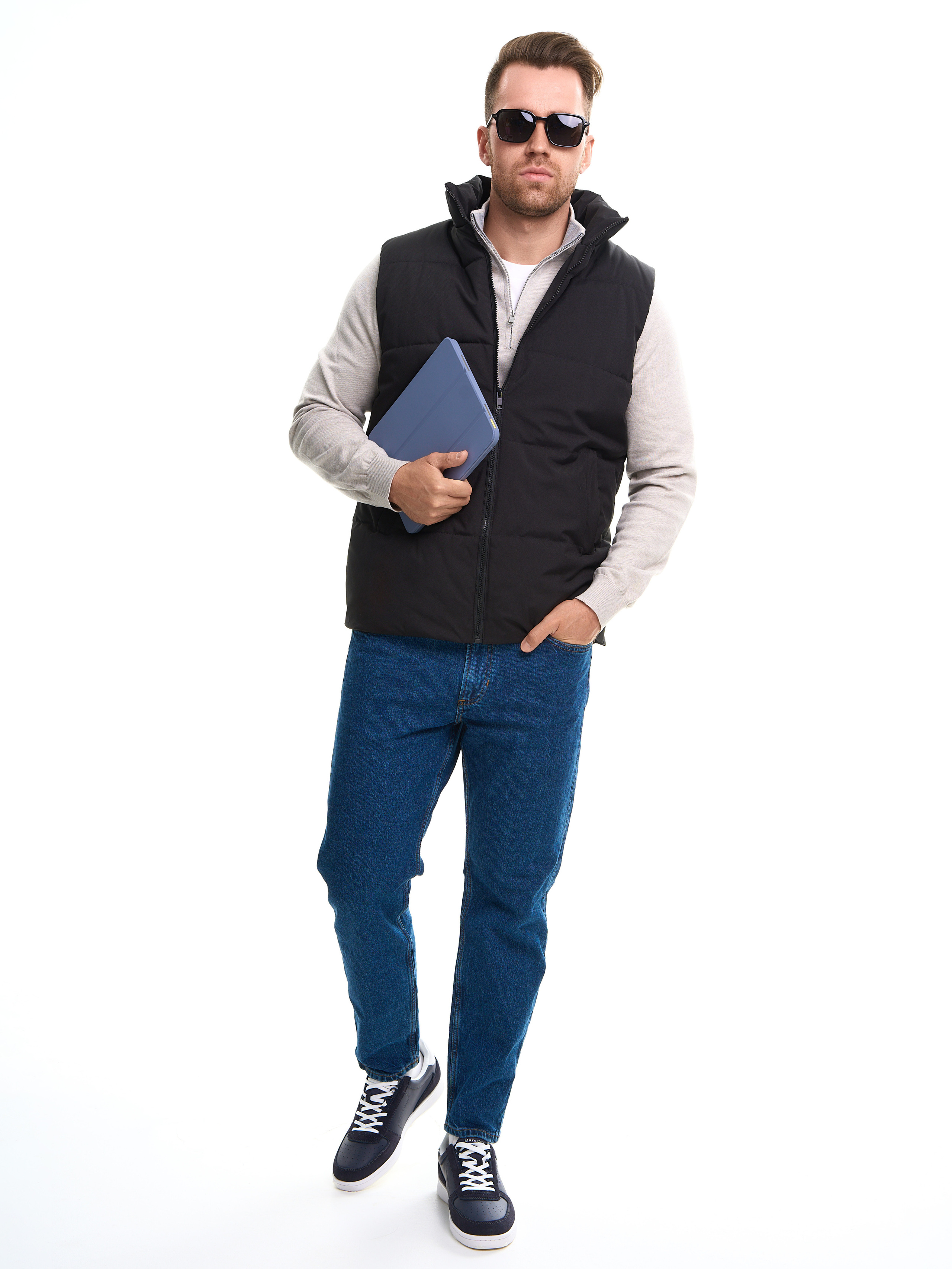 Съемка для WB «Мужские желетки». Портретный и Контент фотограф Григорий Семенов (Grifon) в Ижевске