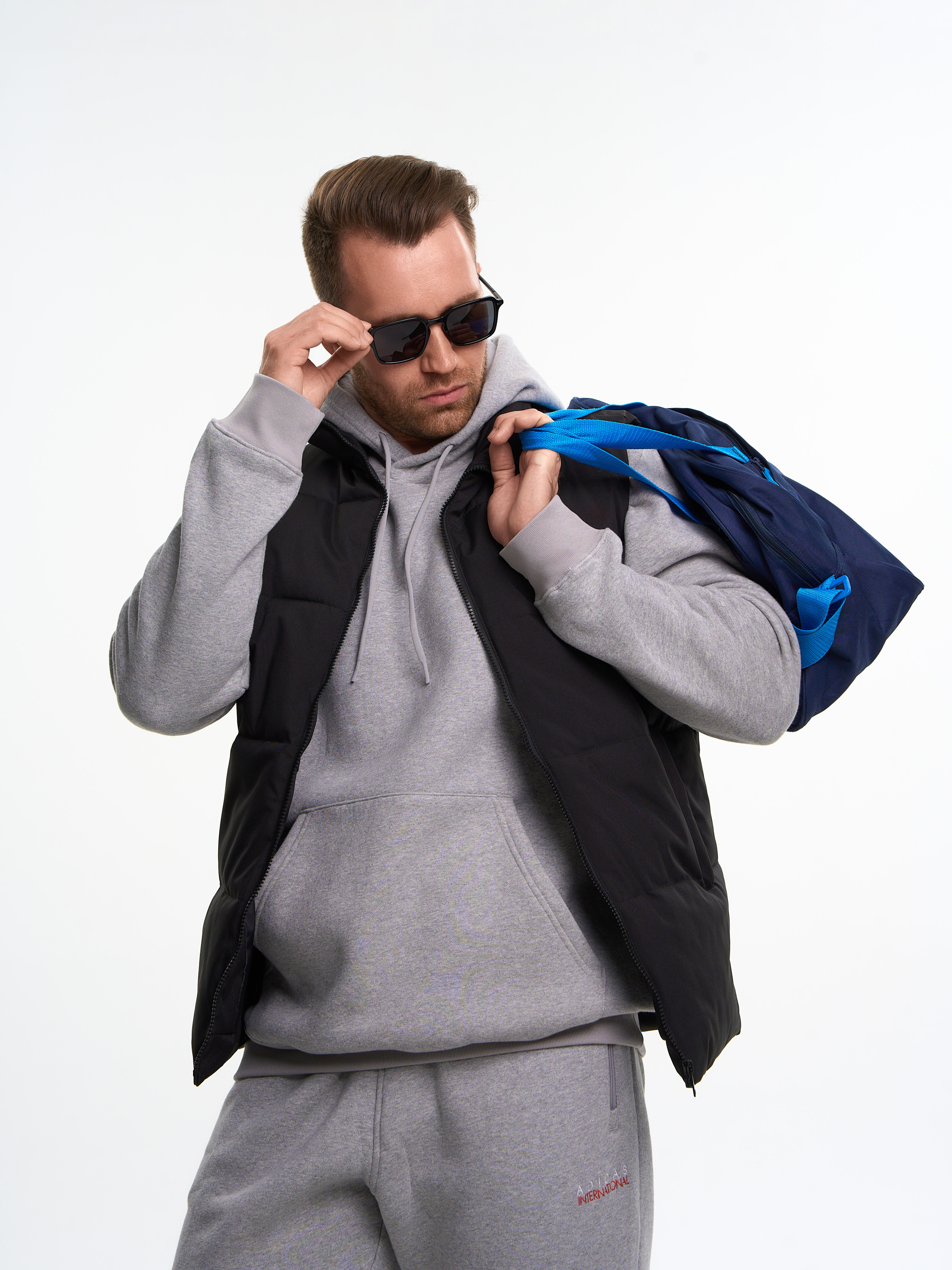 Съемка для WB «Мужские желетки». Портретный и Контент фотограф Григорий Семенов (Grifon) в Ижевске