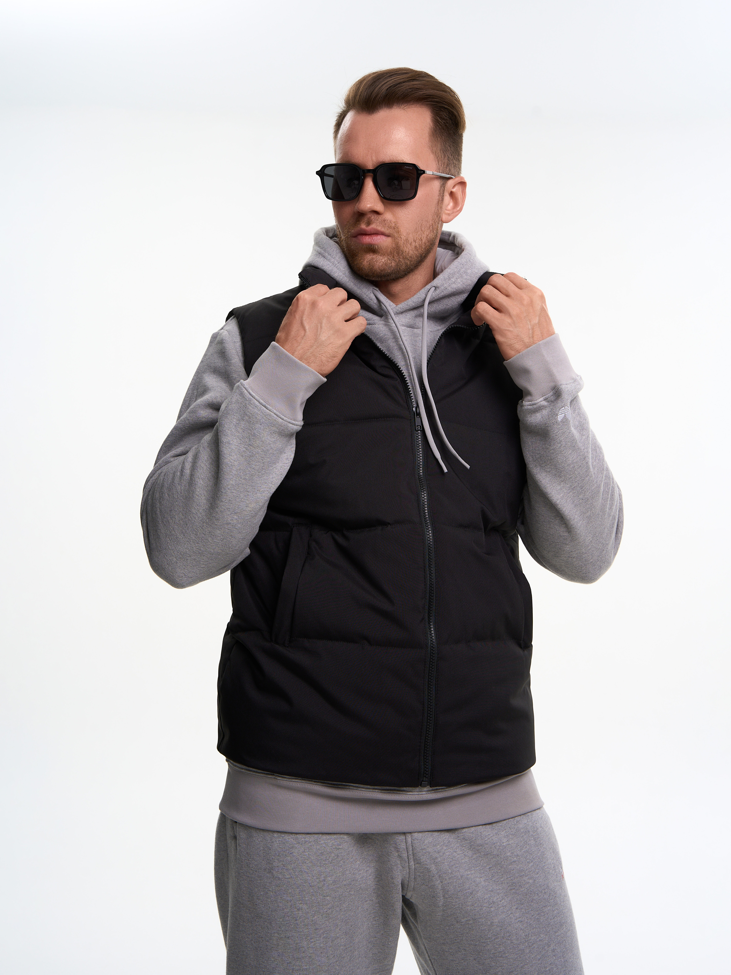 Съемка для WB «Мужские желетки». Портретный и Контент фотограф Григорий Семенов (Grifon) в Ижевске