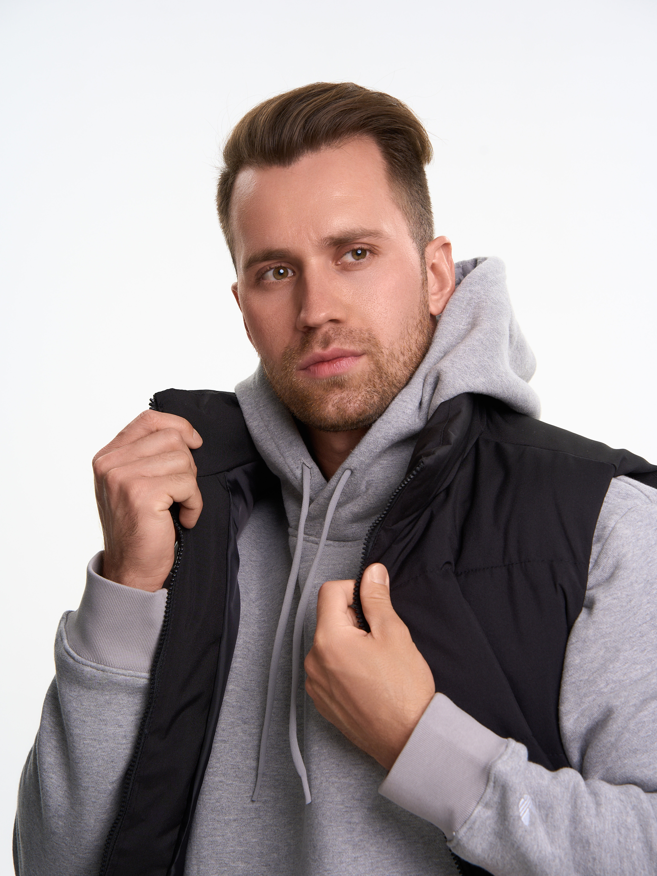 Съемка для WB «Мужские желетки». Портретный и Контент фотограф Григорий Семенов (Grifon) в Ижевске