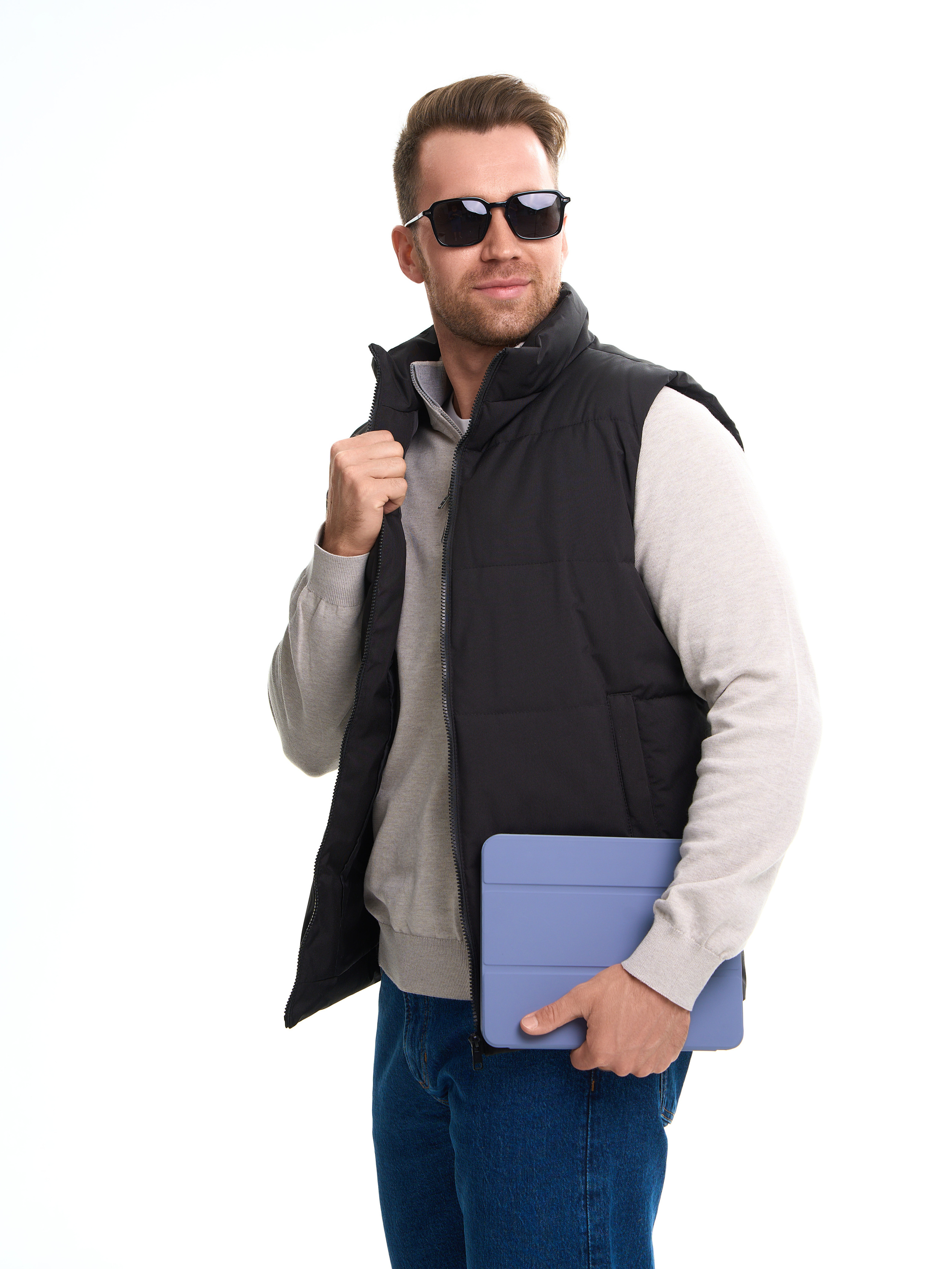 Съемка для WB «Мужские желетки». Портретный и Контент фотограф Григорий Семенов (Grifon) в Ижевске