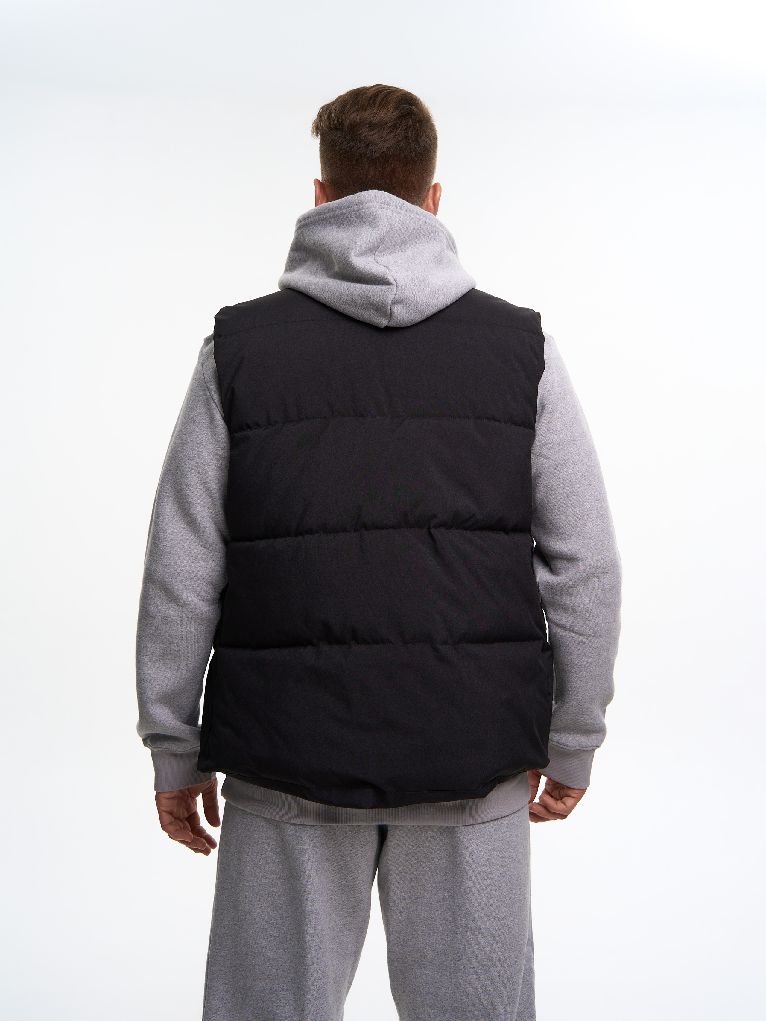 Съемка для WB «Мужские желетки». Портретный и Контент фотограф Григорий Семенов (Grifon) в Ижевске