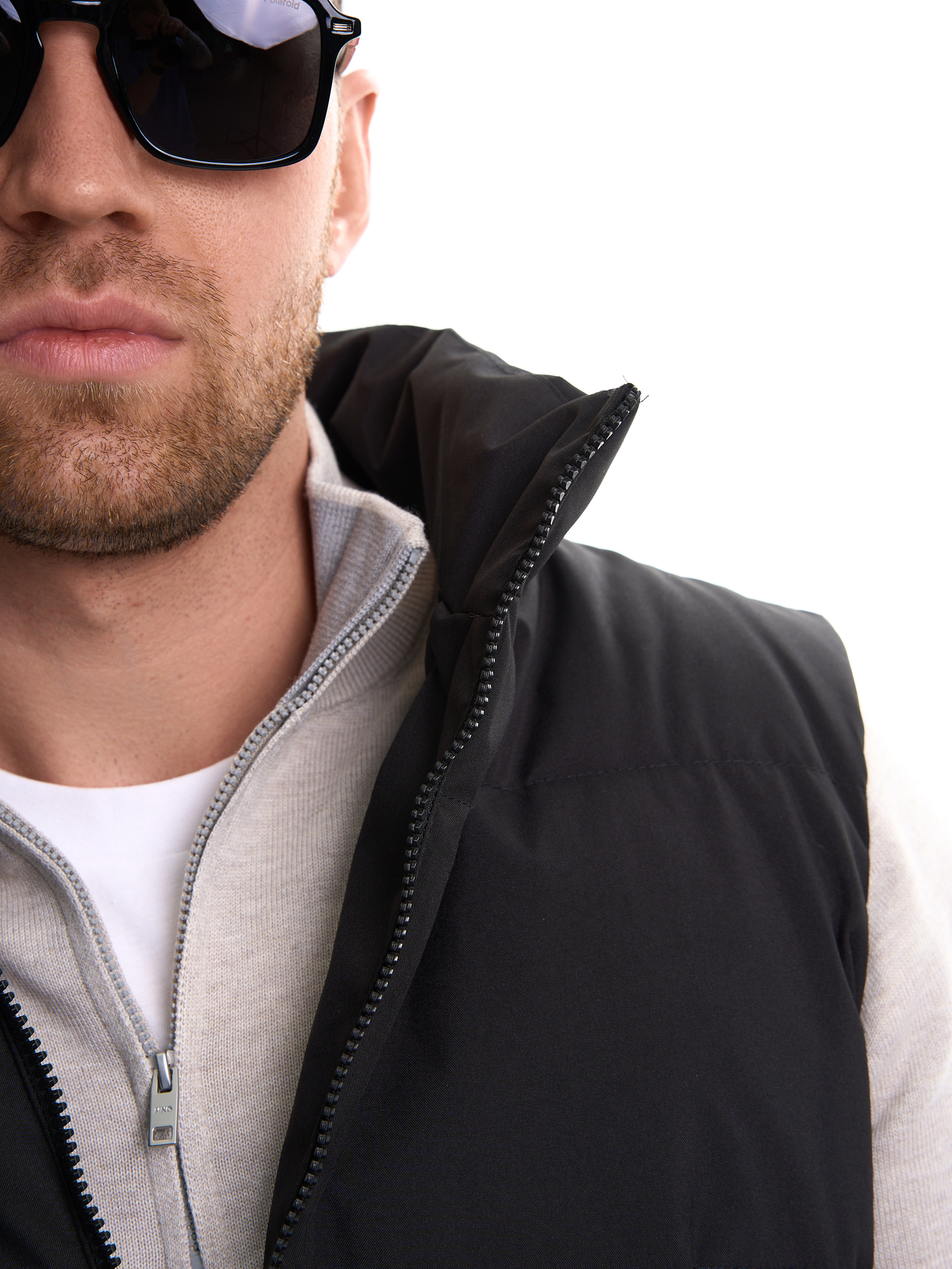 Съемка для WB «Мужские желетки». Портретный и Контент фотограф Григорий Семенов (Grifon) в Ижевске