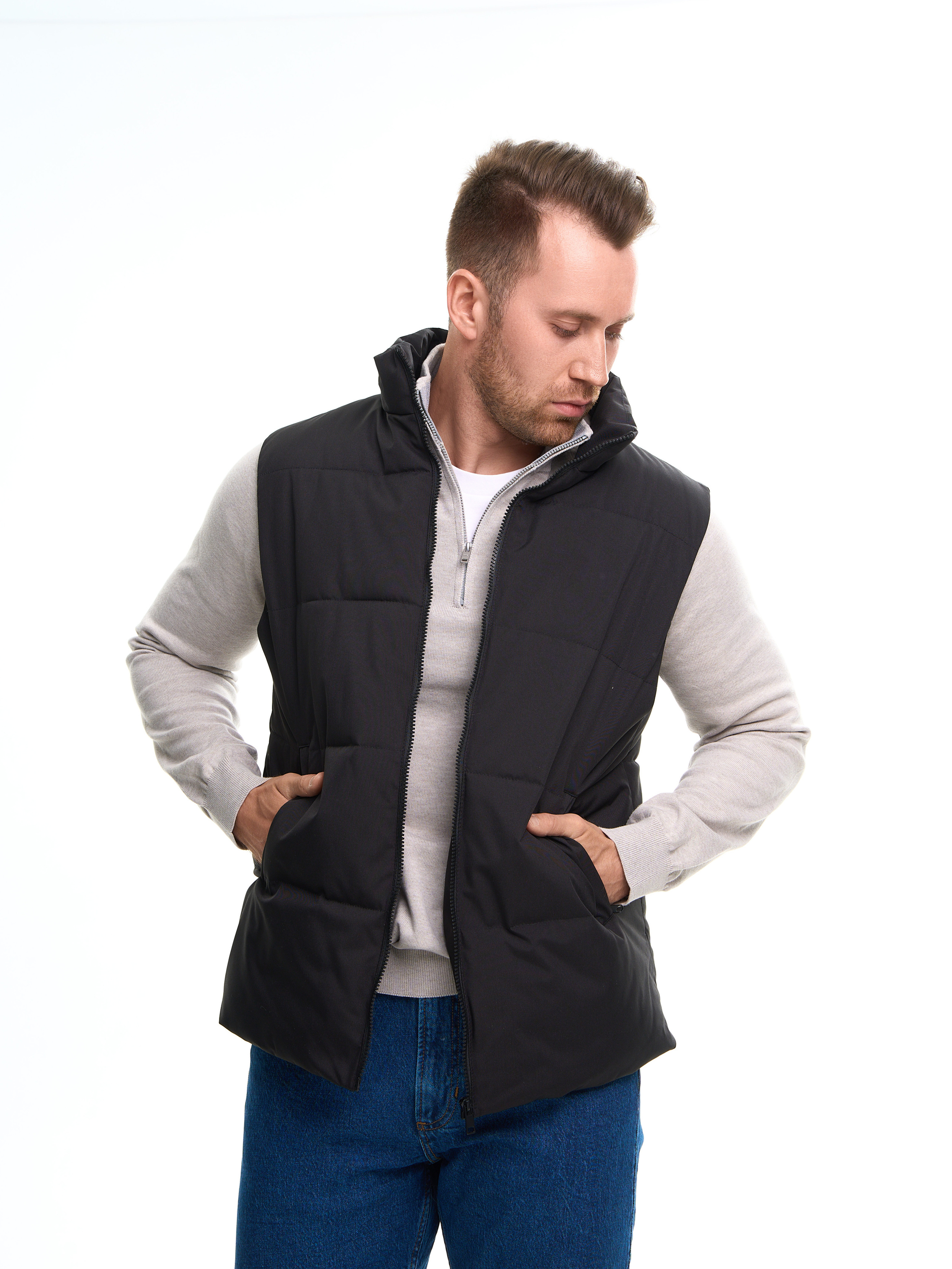 Съемка для WB «Мужские желетки». Портретный и Контент фотограф Григорий Семенов (Grifon) в Ижевске