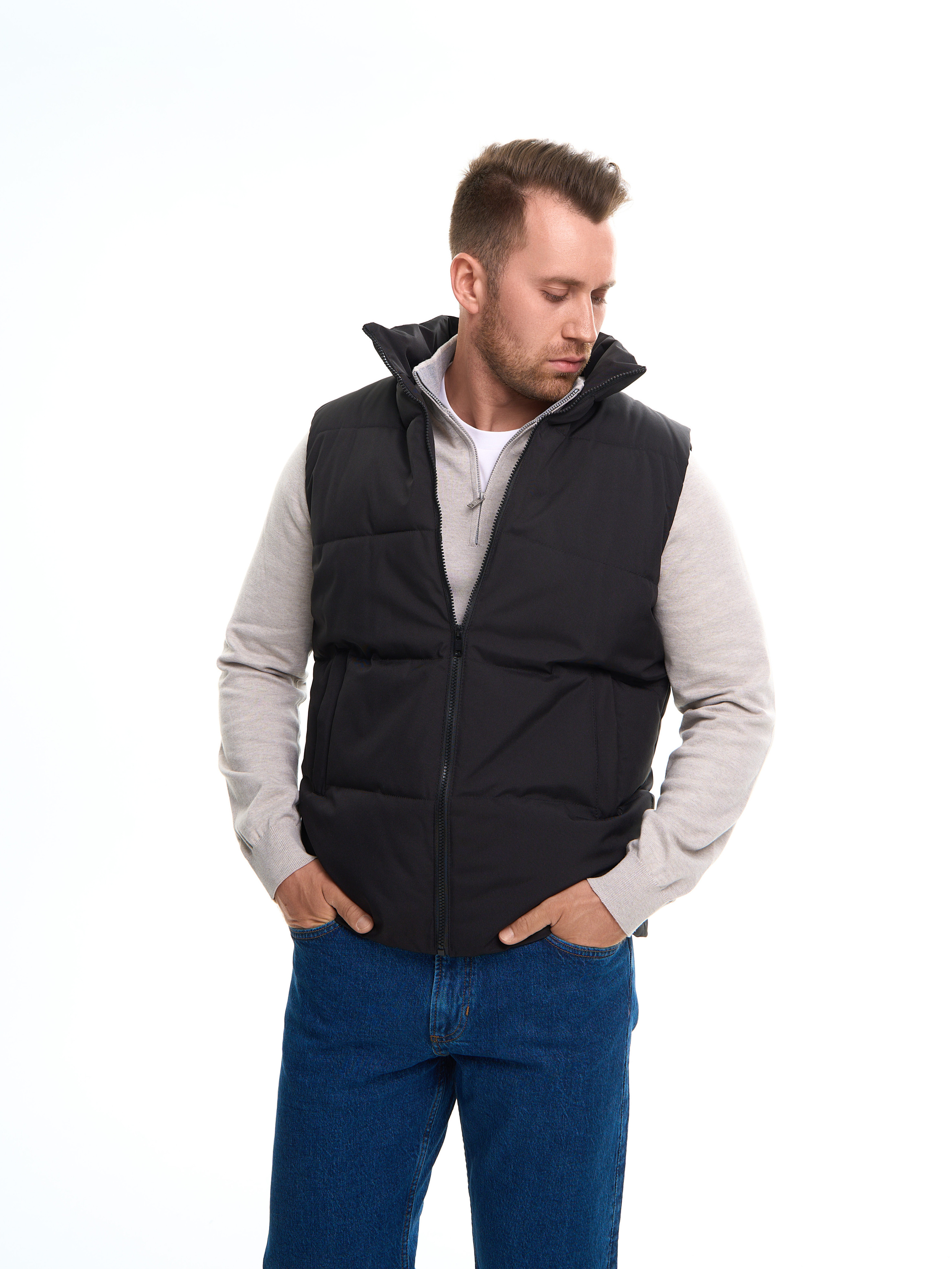 Съемка для WB «Мужские желетки». Портретный и Контент фотограф Григорий Семенов (Grifon) в Ижевске