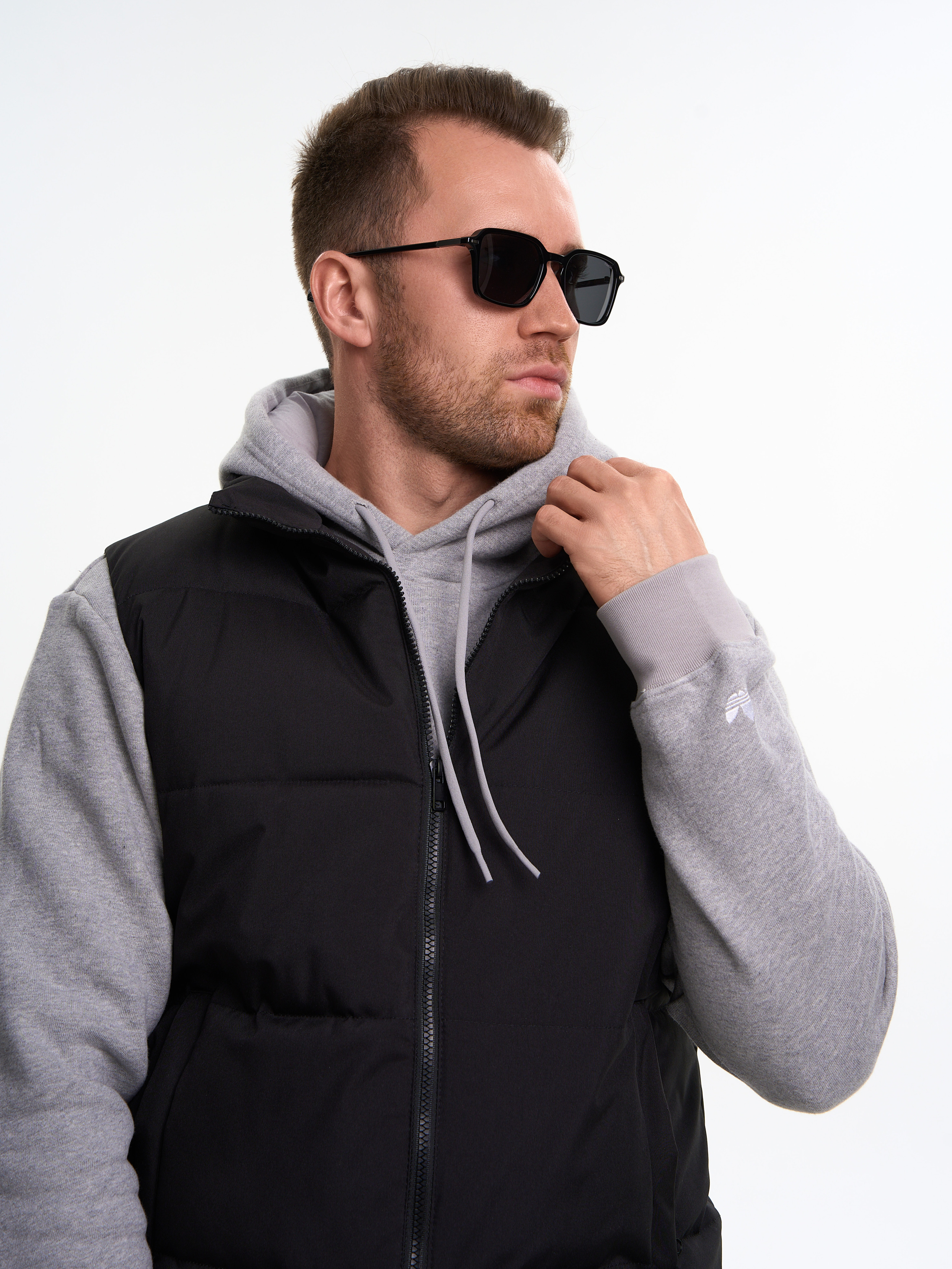 Съемка для WB «Мужские желетки». Портретный и Контент фотограф Григорий Семенов (Grifon) в Ижевске