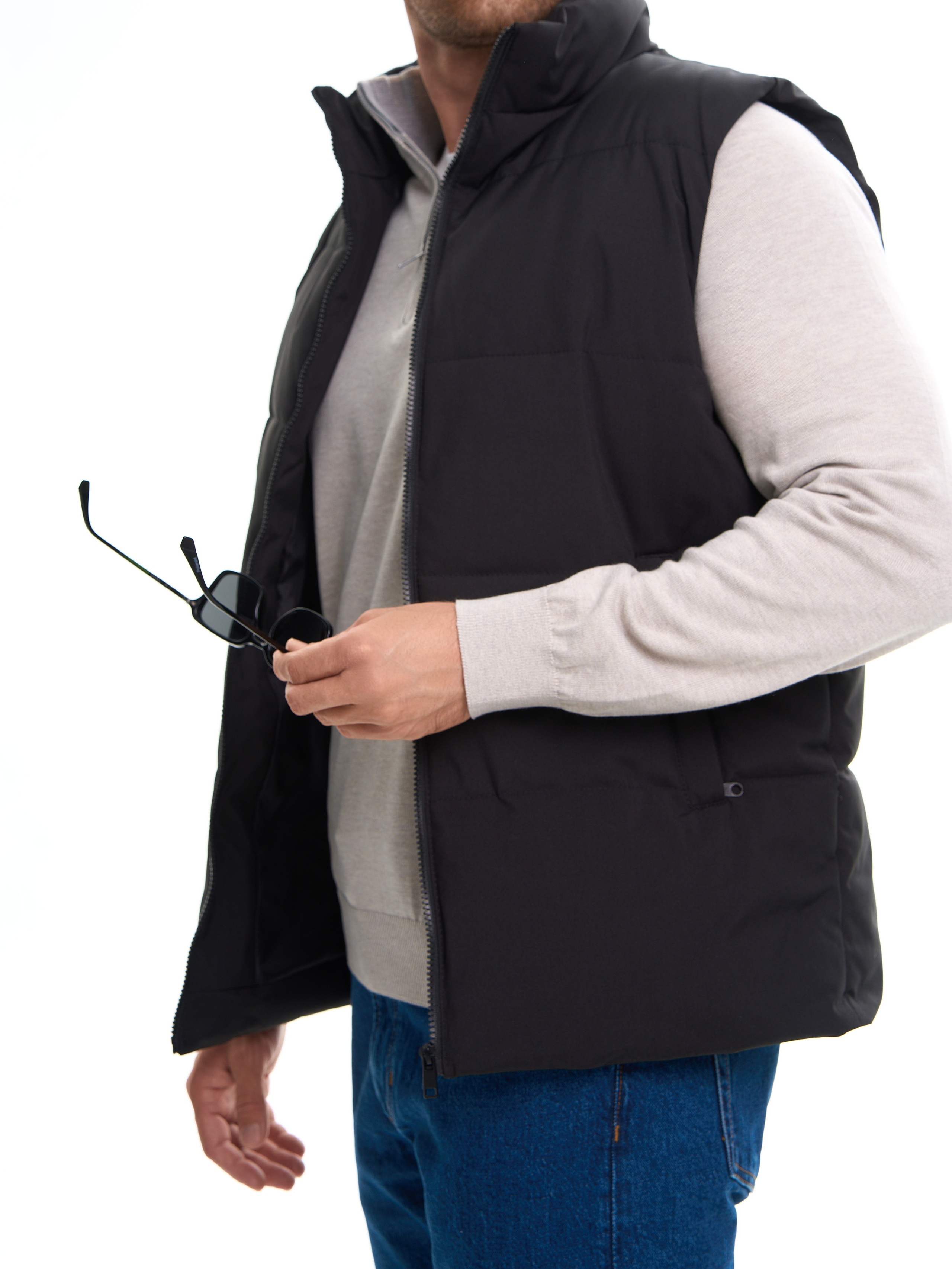 Съемка для WB «Мужские желетки». Портретный и Контент фотограф Григорий Семенов (Grifon) в Ижевске