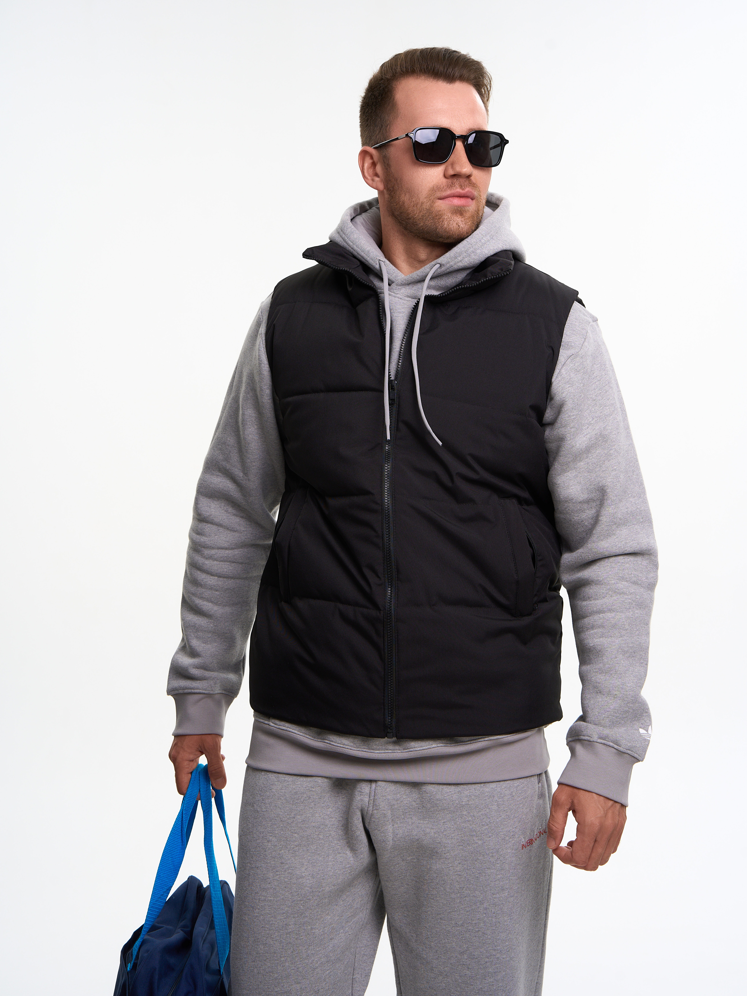 Съемка для WB «Мужские желетки». Портретный и Контент фотограф Григорий Семенов (Grifon) в Ижевске