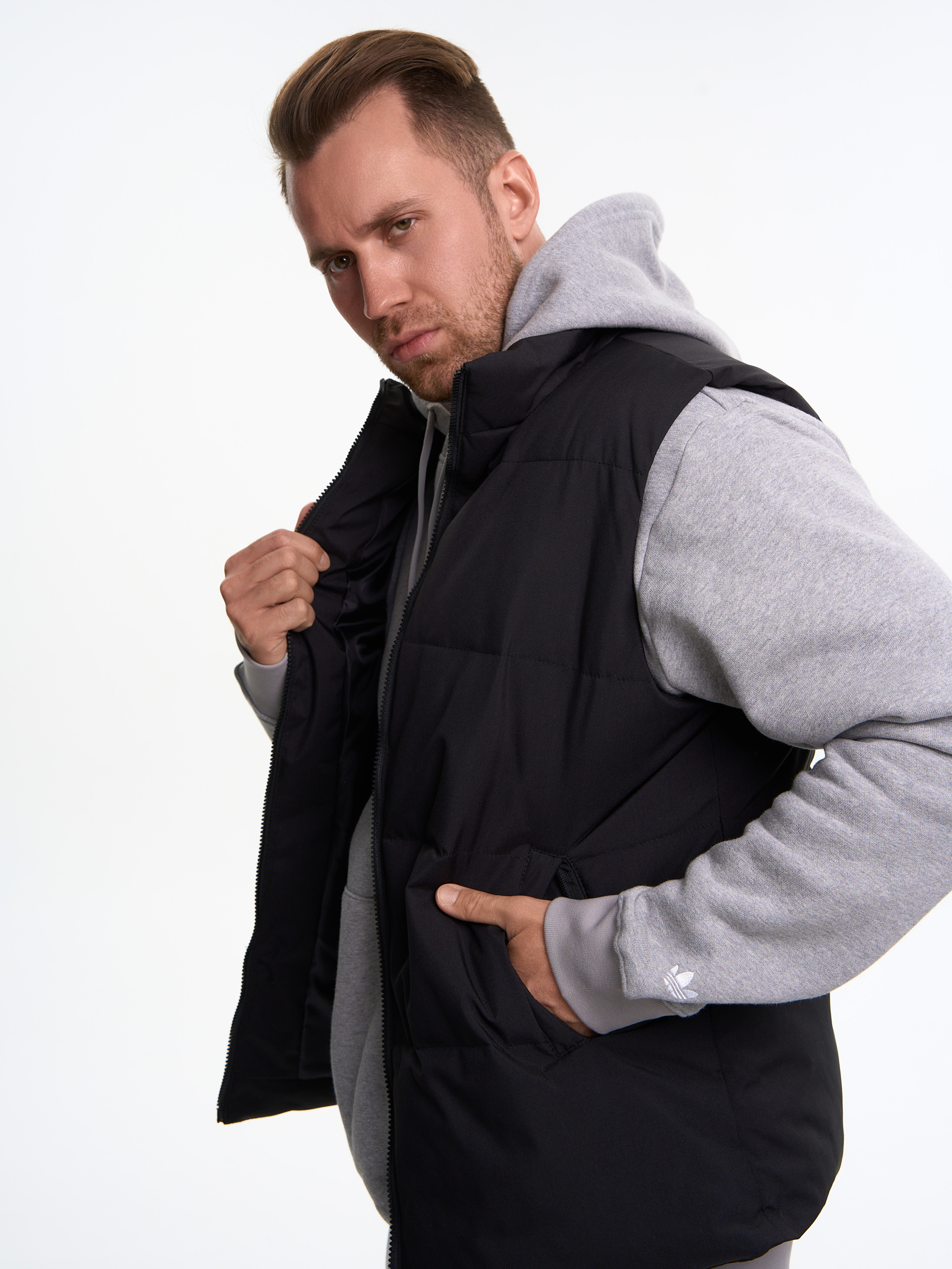 Съемка для WB «Мужские желетки». Портретный и Контент фотограф Григорий Семенов (Grifon) в Ижевске