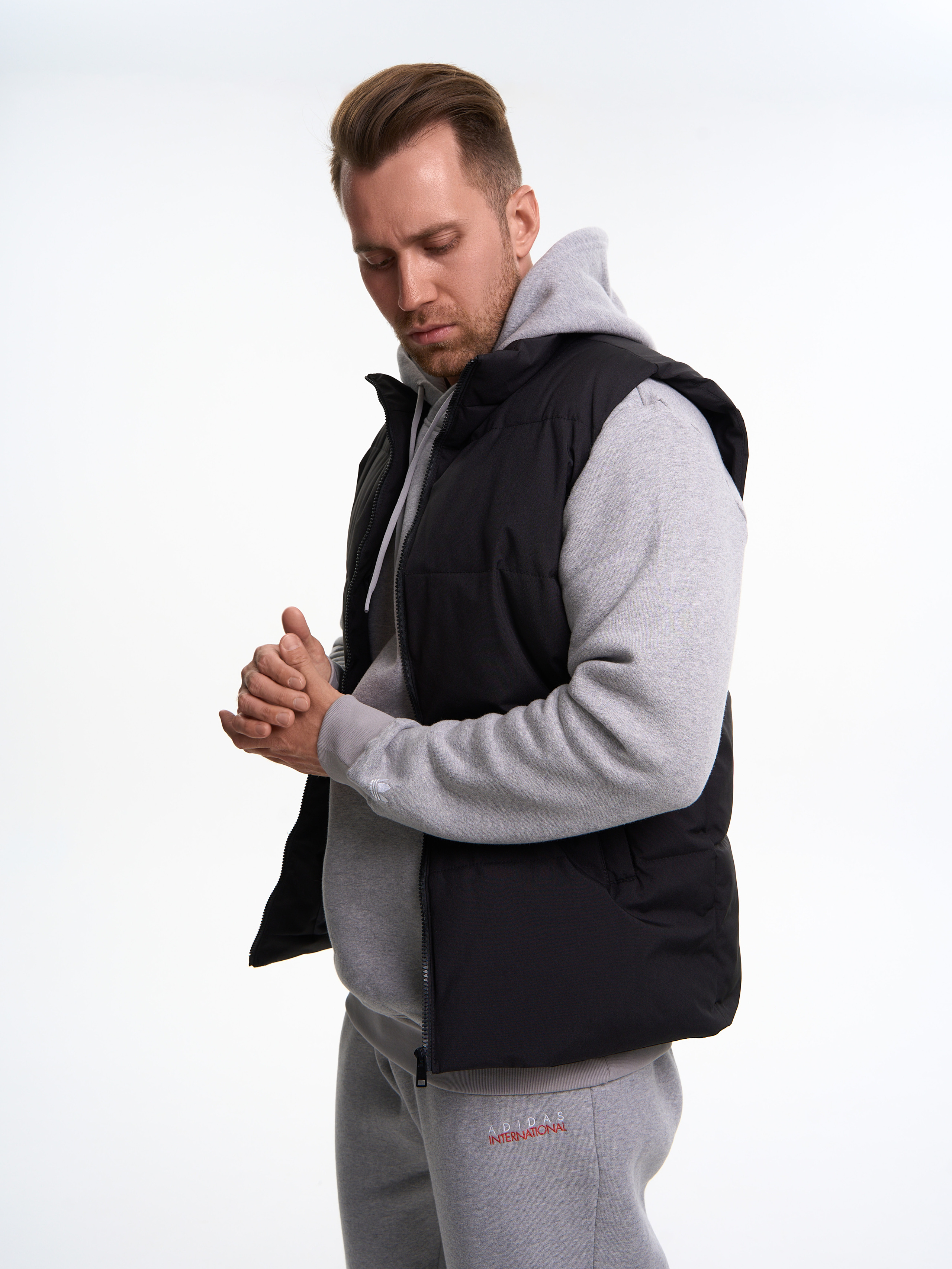 Съемка для WB «Мужские желетки». Портретный и Контент фотограф Григорий Семенов (Grifon) в Ижевске