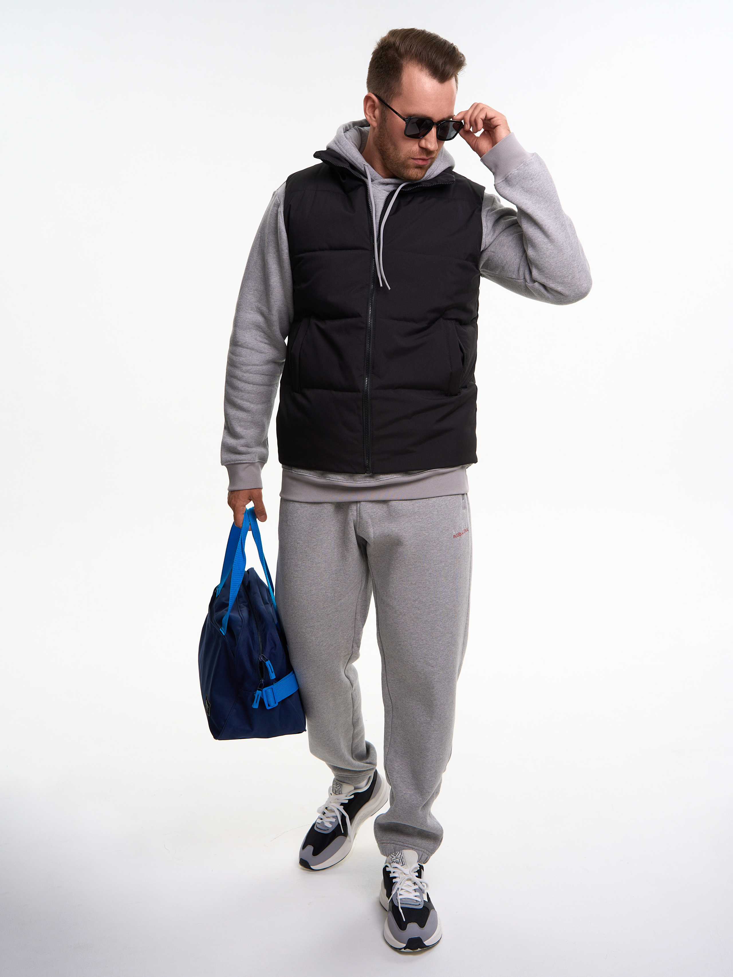 Съемка для WB «Мужские желетки». Портретный и Контент фотограф Григорий Семенов (Grifon) в Ижевске