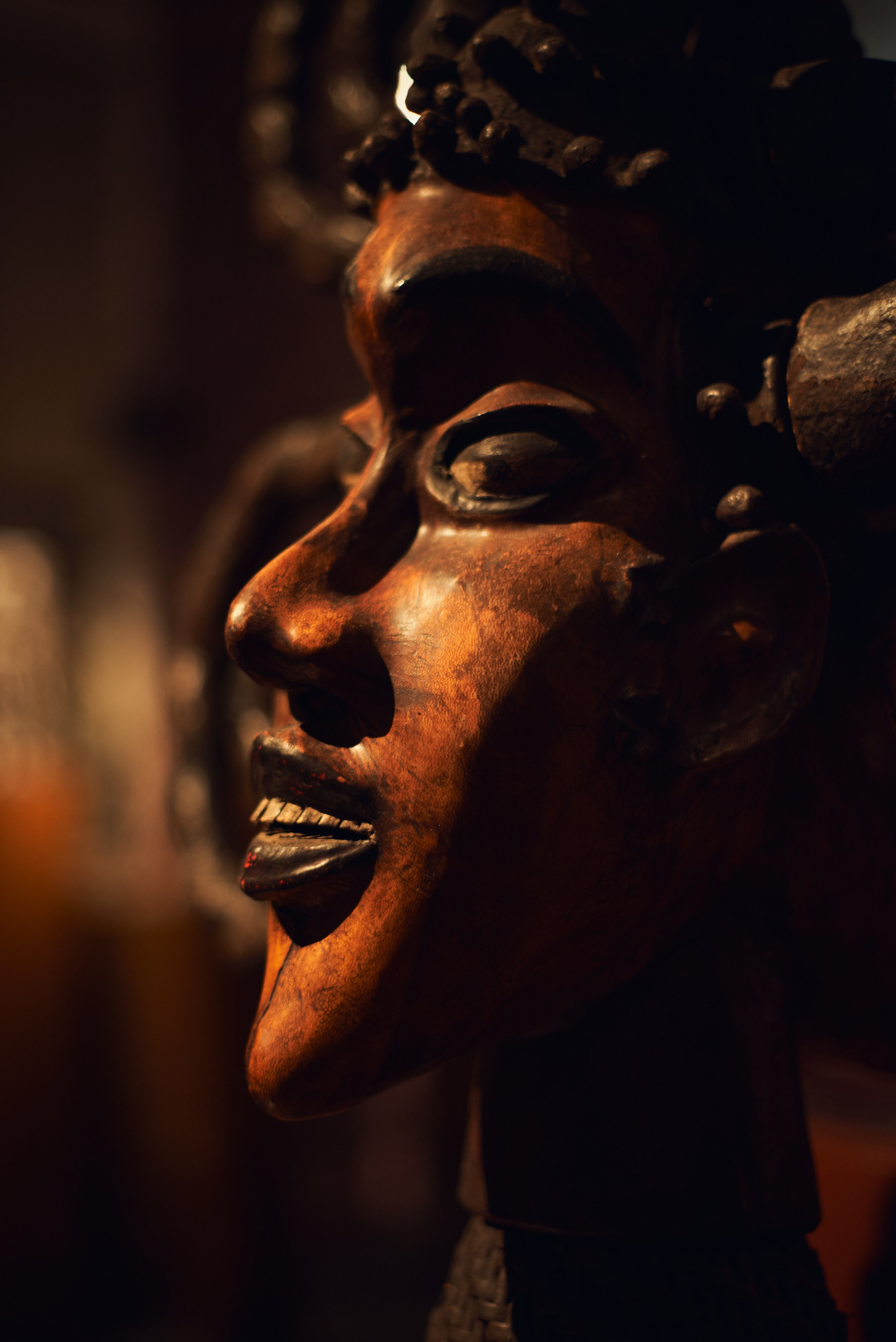 Нкоди. Охотник на демонов