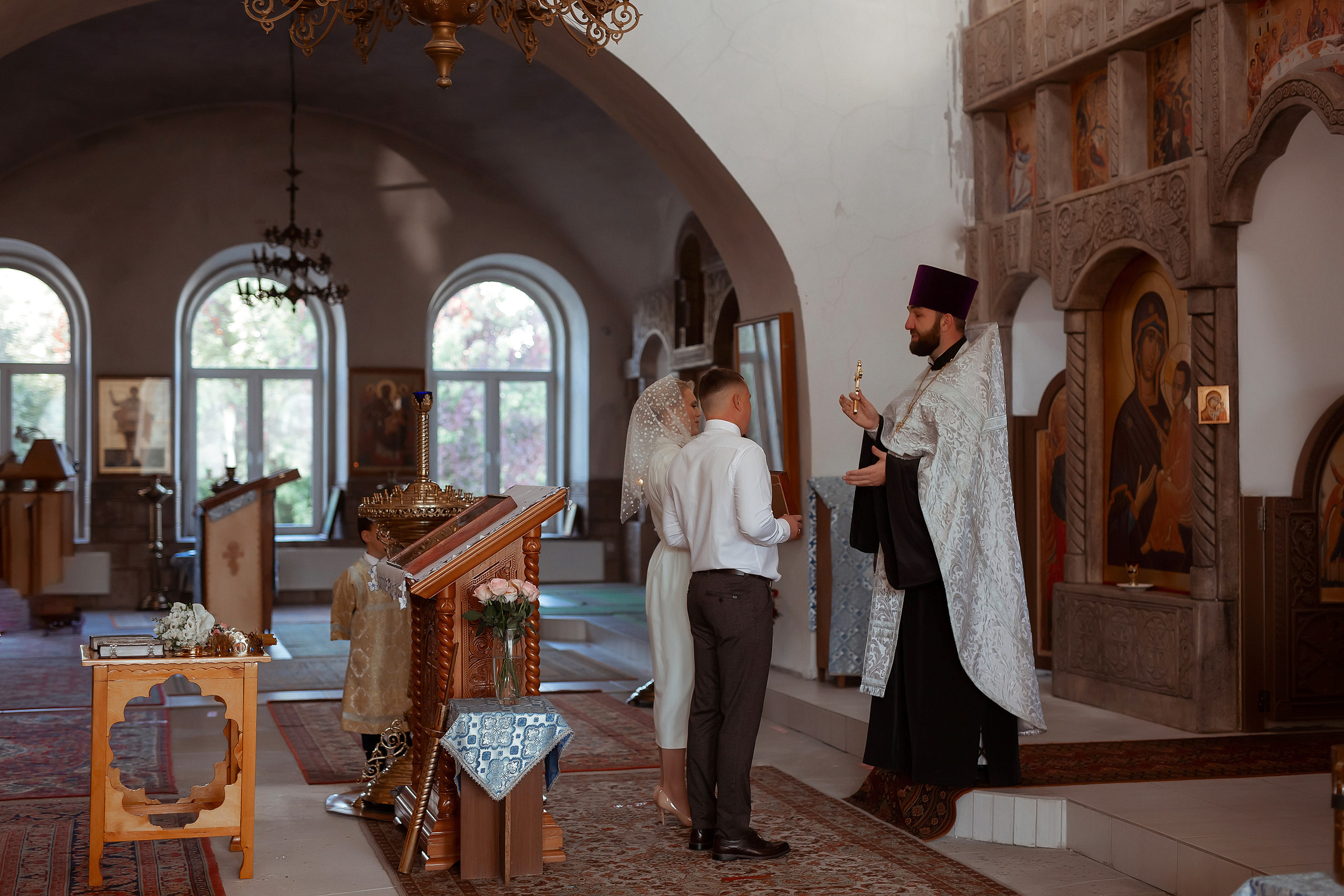 Венчание Сергея и Ксении Тихвино-Онуфриевский храм. Фотограф на крещение и венчание