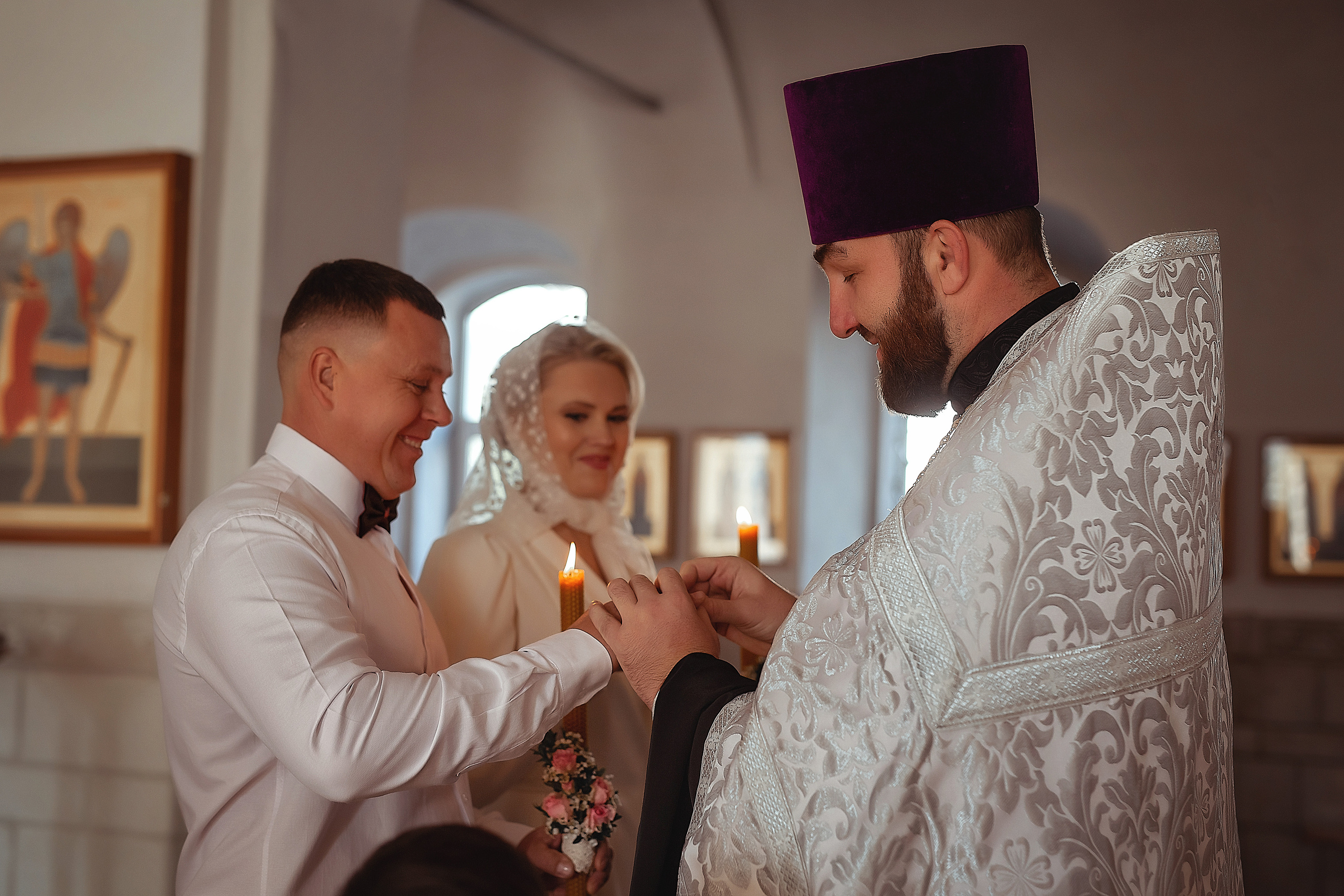 Венчание Сергея и Ксении Тихвино-Онуфриевский храм. Фотограф на крещение и венчание