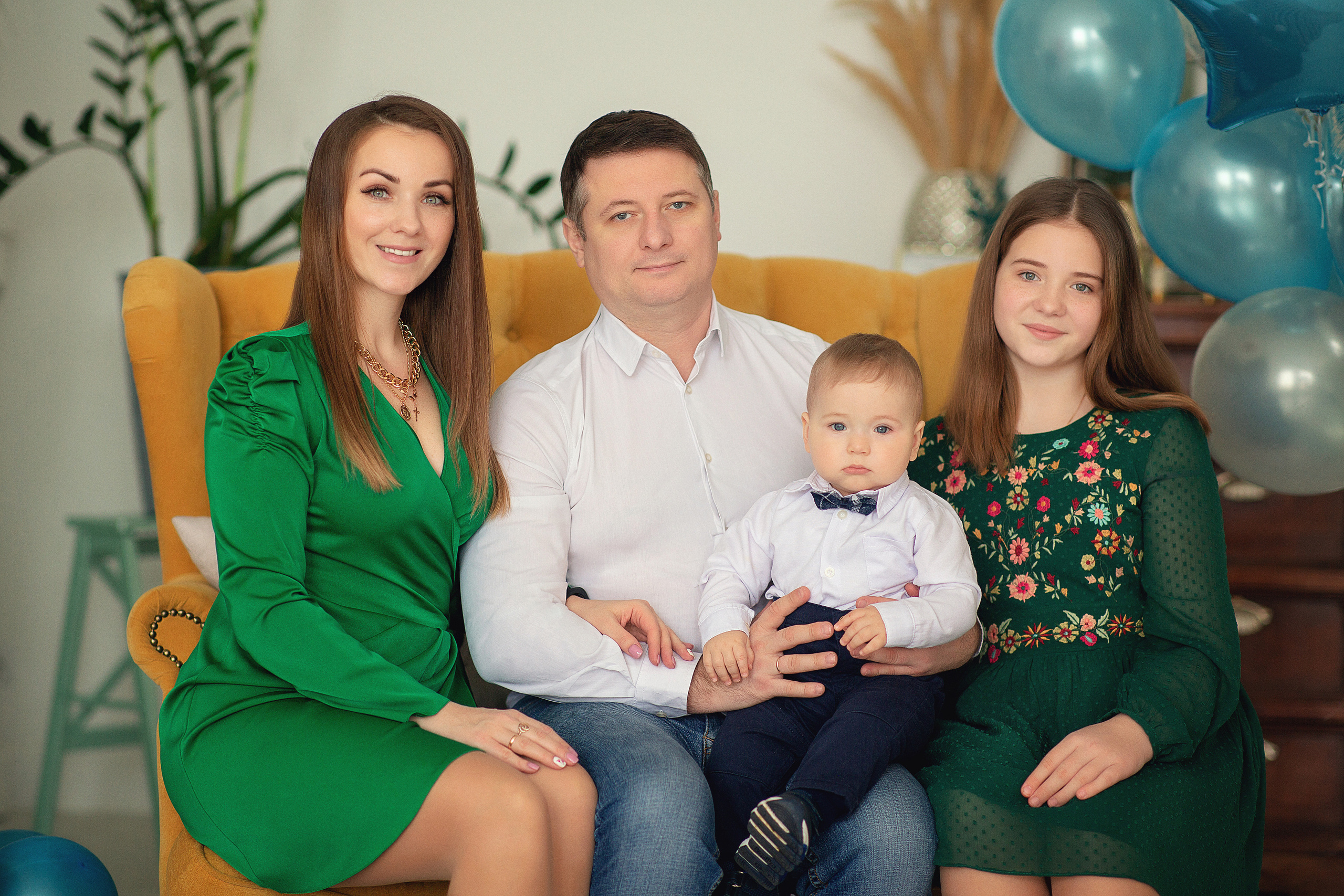 Семейная история. Фотограф на крещение и венчание