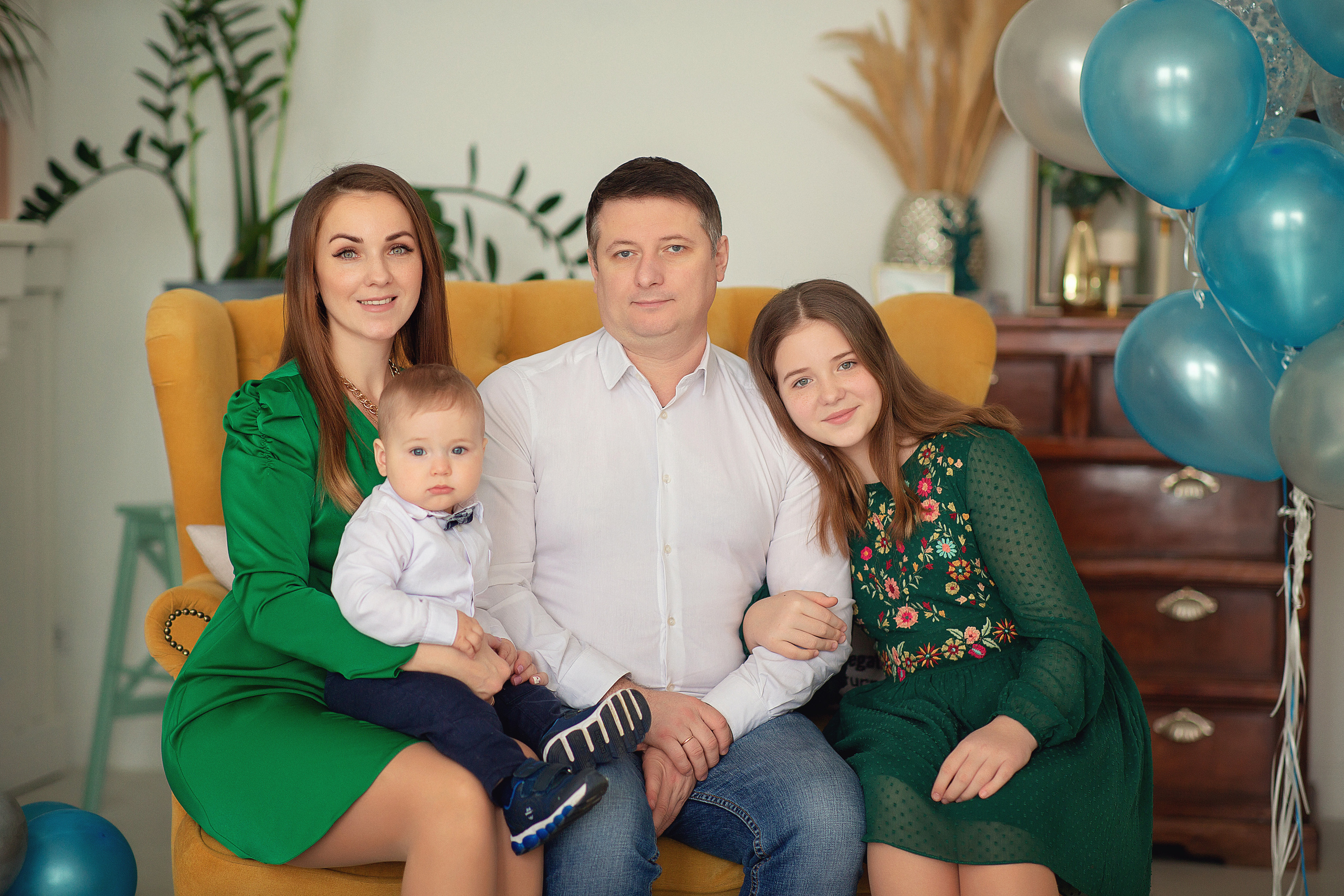 Семейная история. Фотограф на крещение и венчание