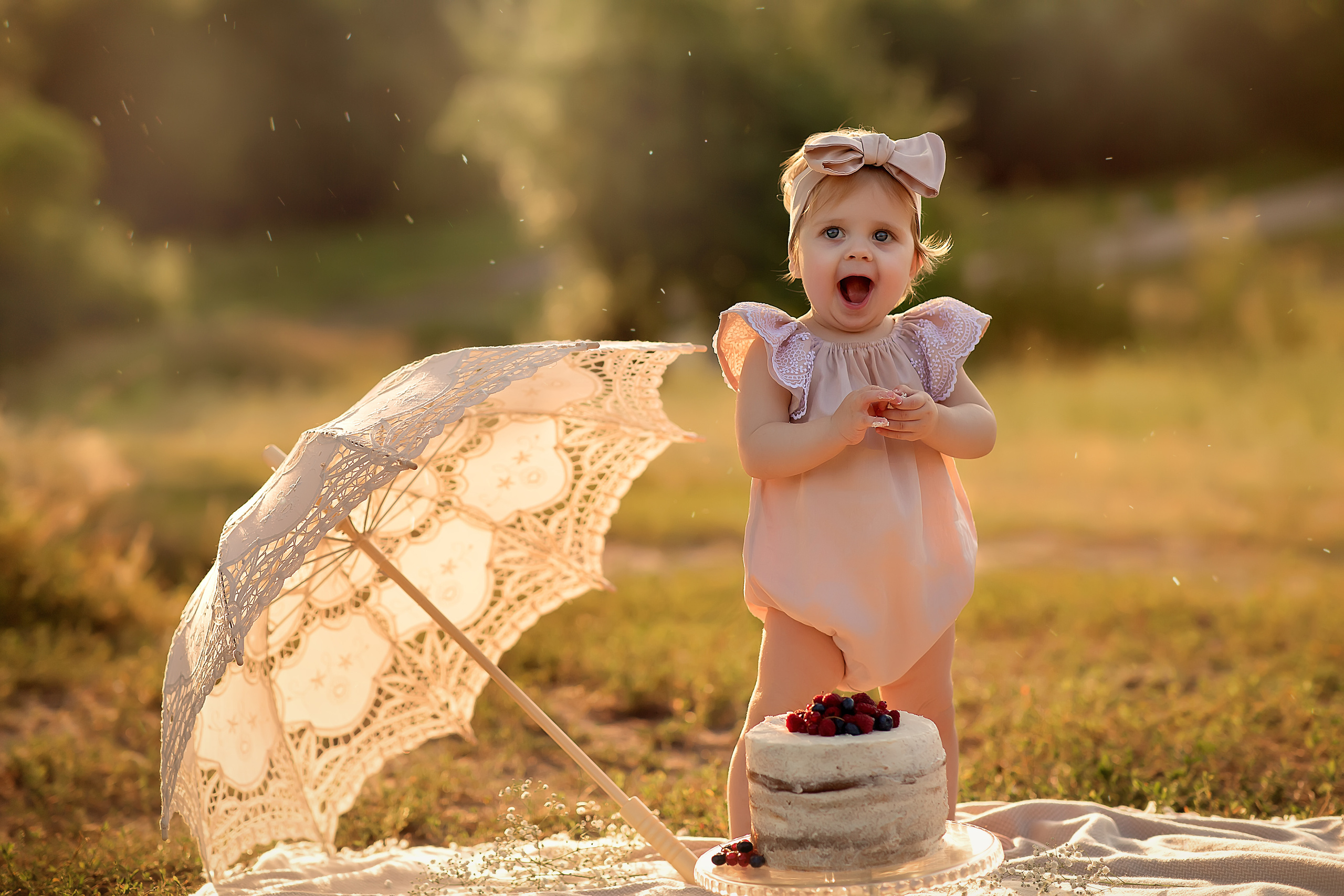 Варюшка. Фотограф на крещение и венчание