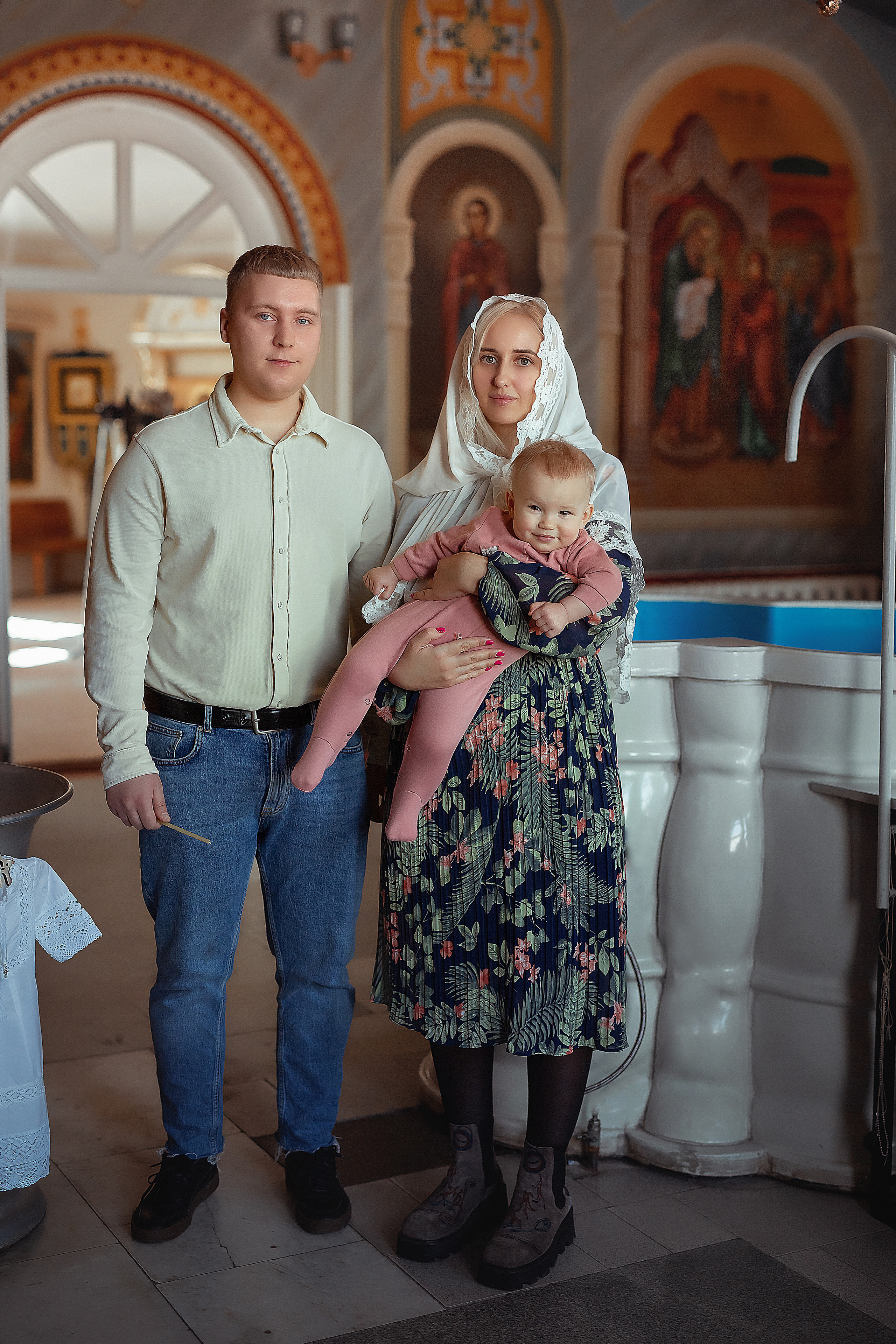 Крещение Киры Казанский Храм на Суворова. Фотограф на крещение и венчание