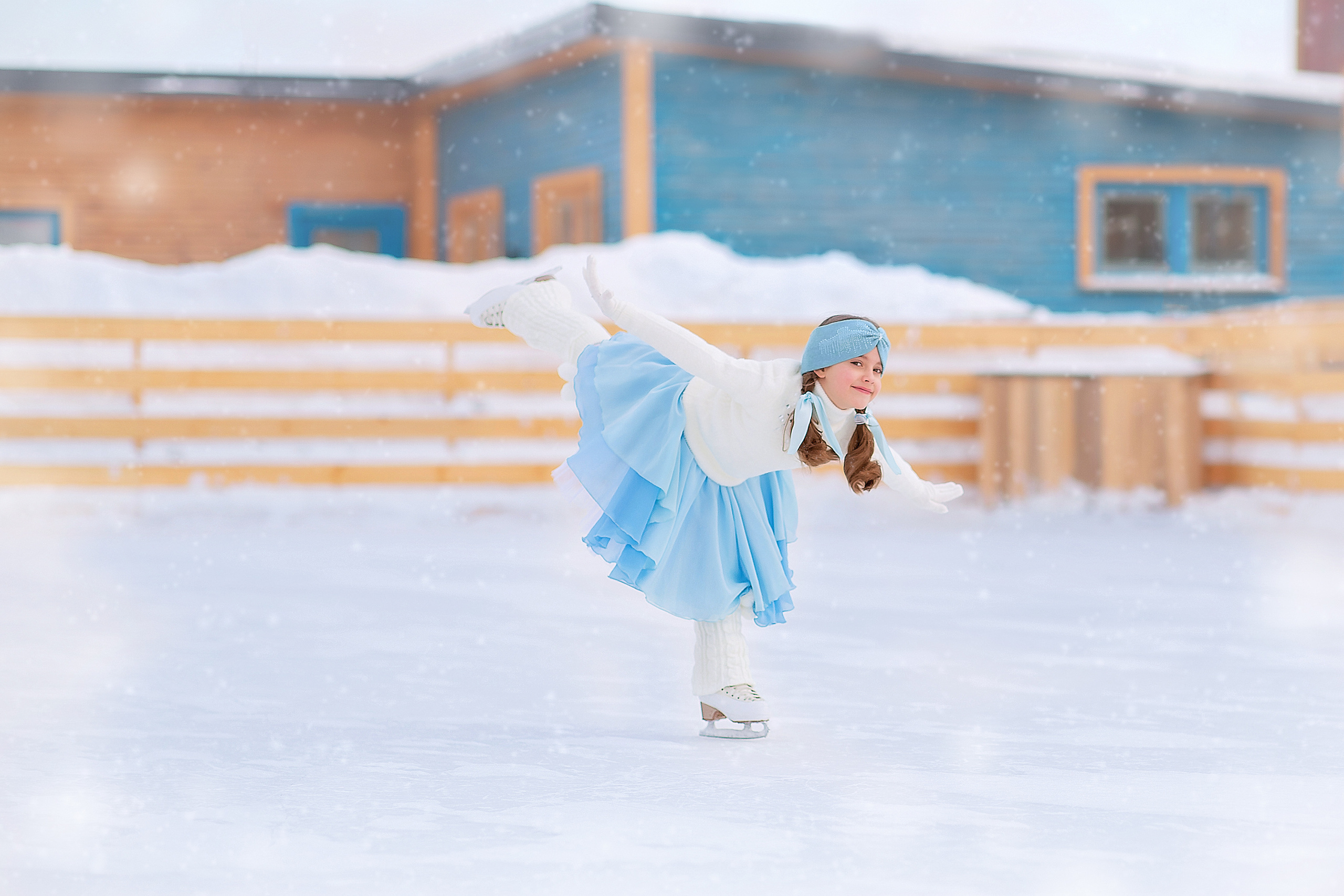Нина фигуристка. Фотограф на крещение и венчание
