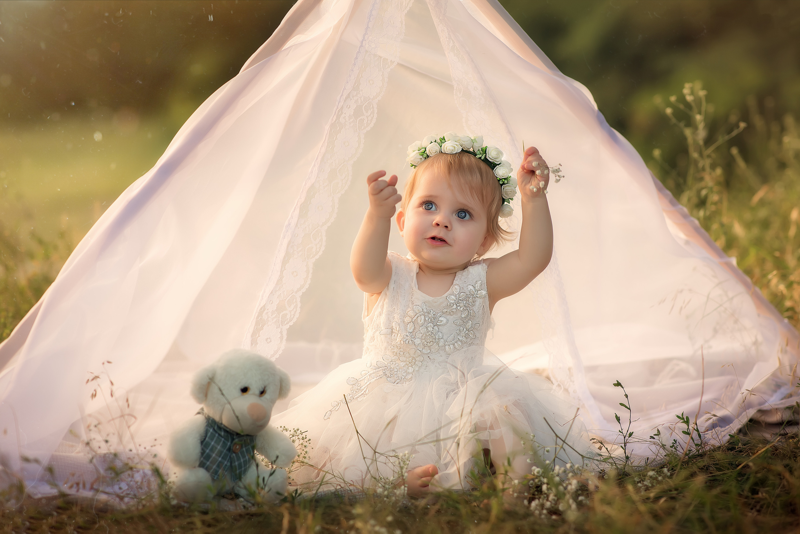 Варюшка. Фотограф на крещение и венчание