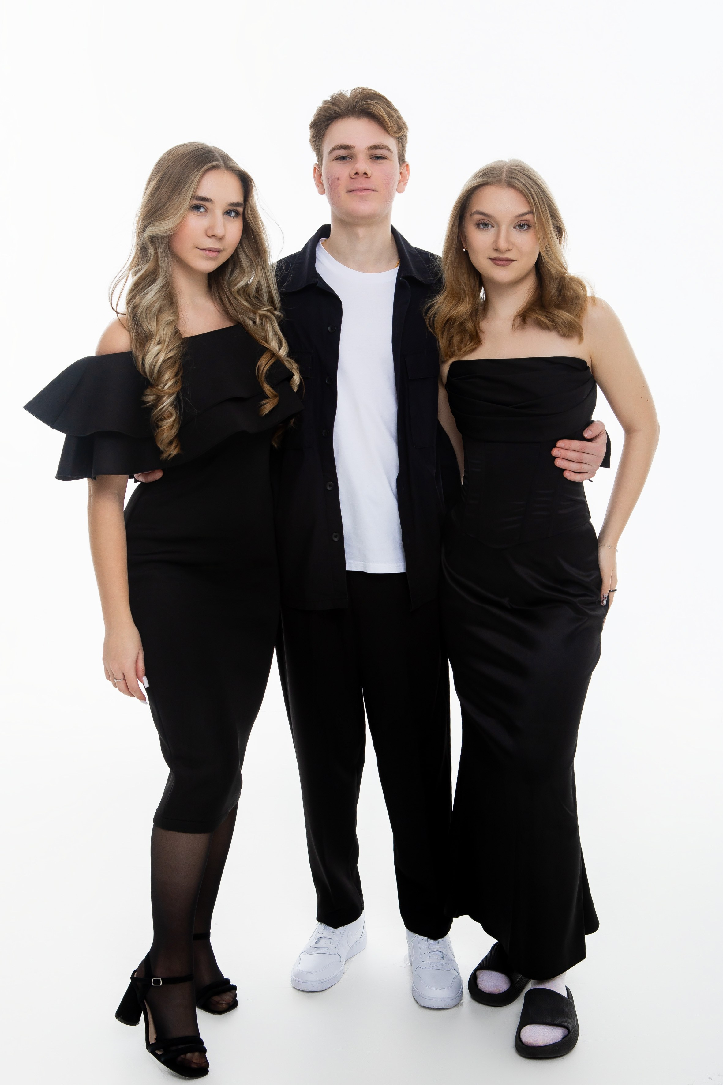 Студия Гимназия 12 11 А 2024 г. Свадебный и портретный Фотограф в Липецке Дмитрий Котюков