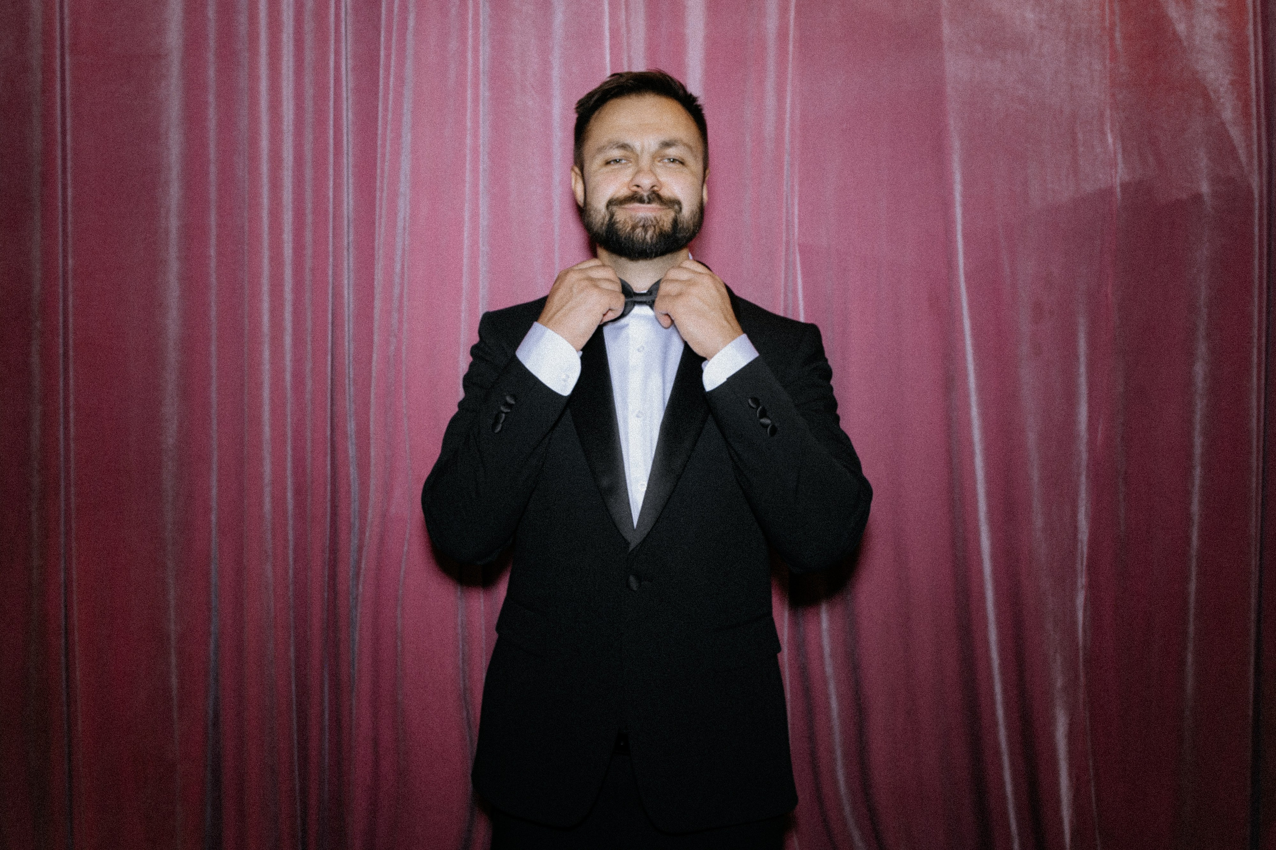 Регистрация брака и фотосессия в Особняке Royal. Свадебный фотограф Москва — Сергей и Татьяна