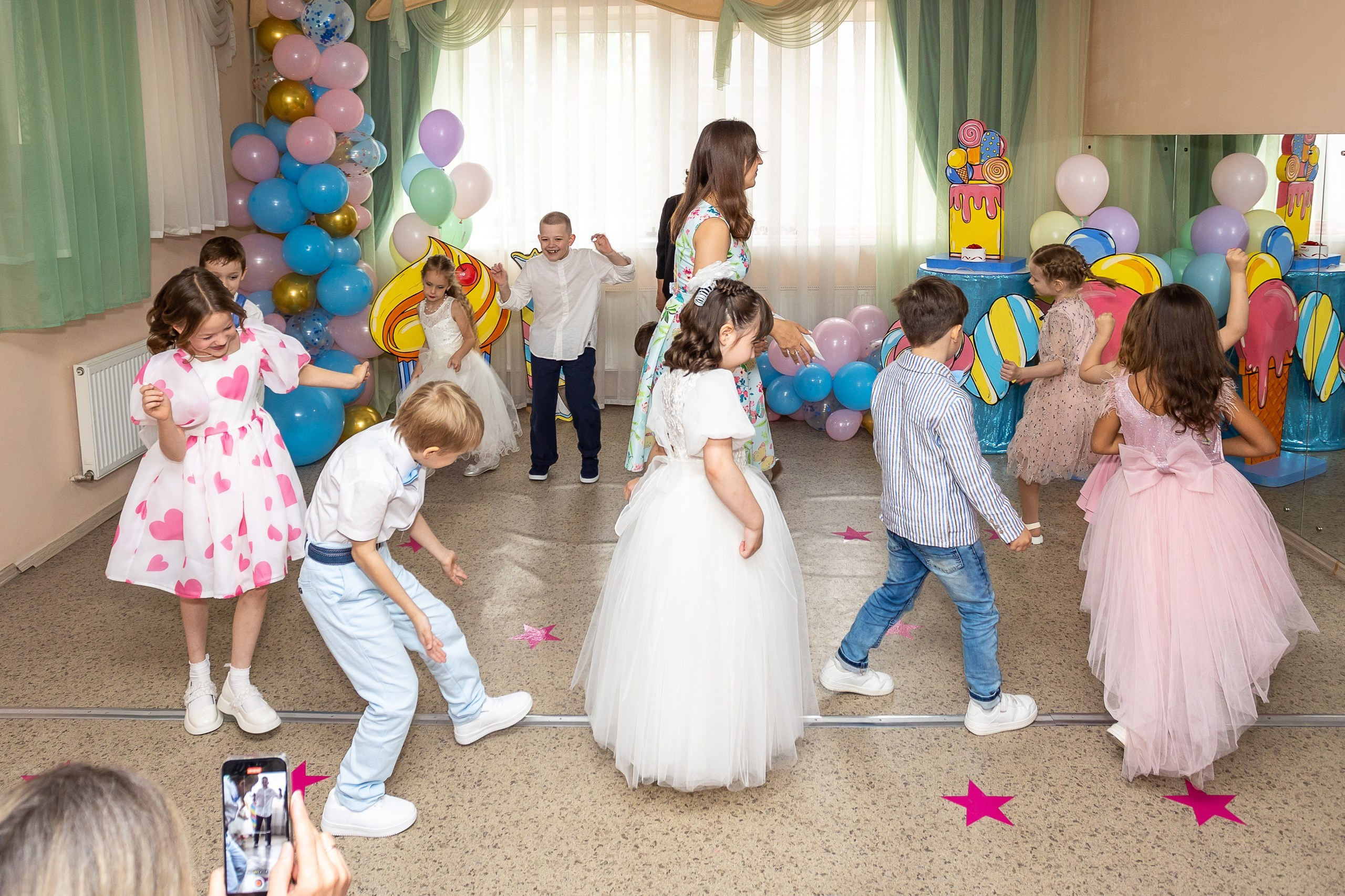 Выпускной Детский сад, 2 часа, 8000. Выпускные альбомы Майкоп, Краснодар Елена Золотарева