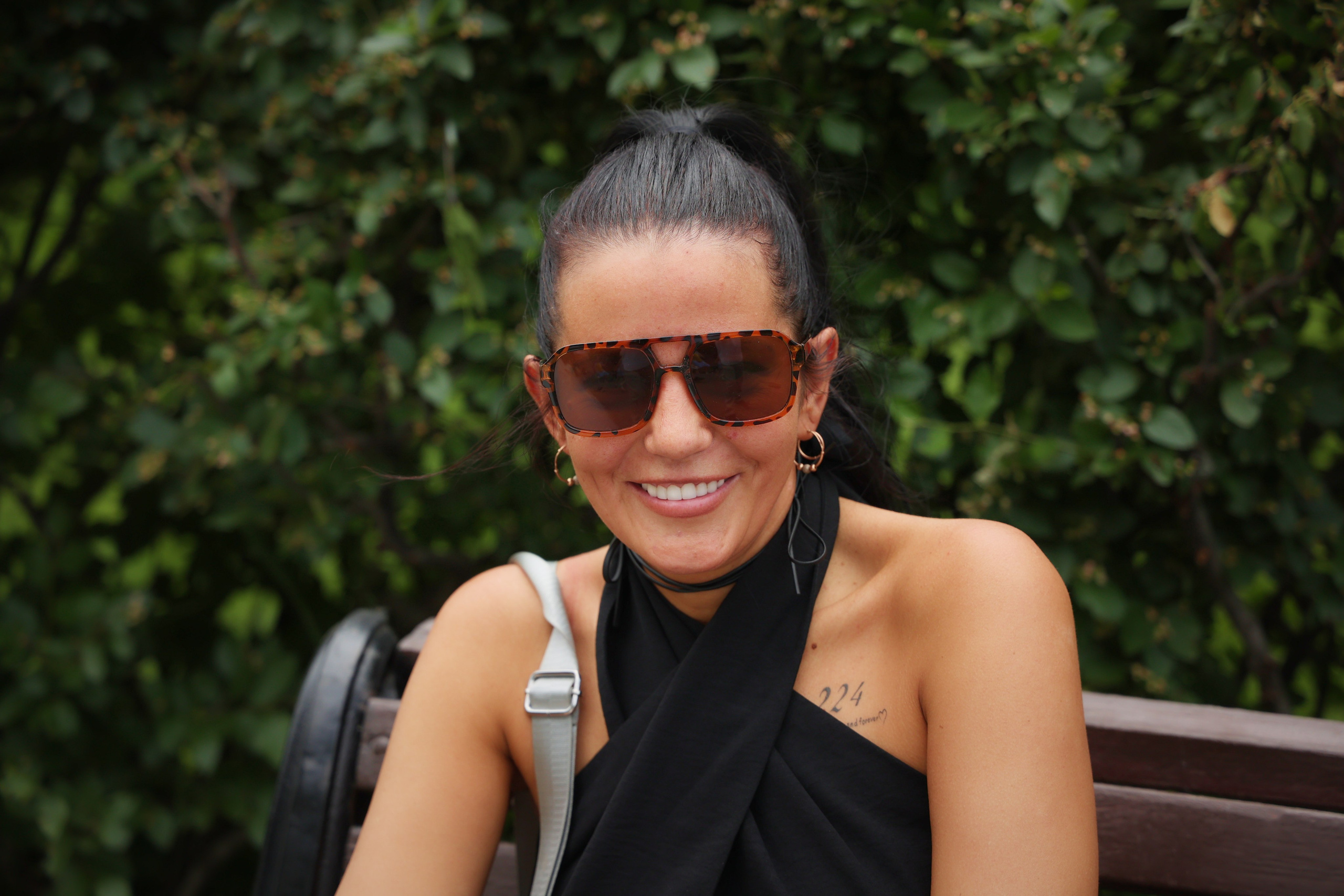 красивая подружка невесты