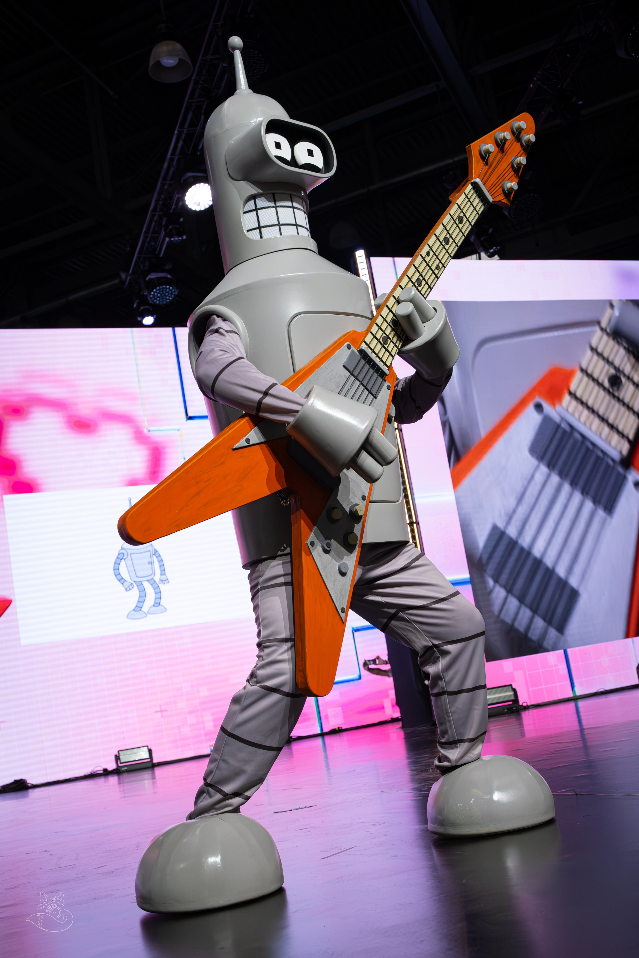 Сцена РЭД ЭКСПО 2024. Косплей фотограф