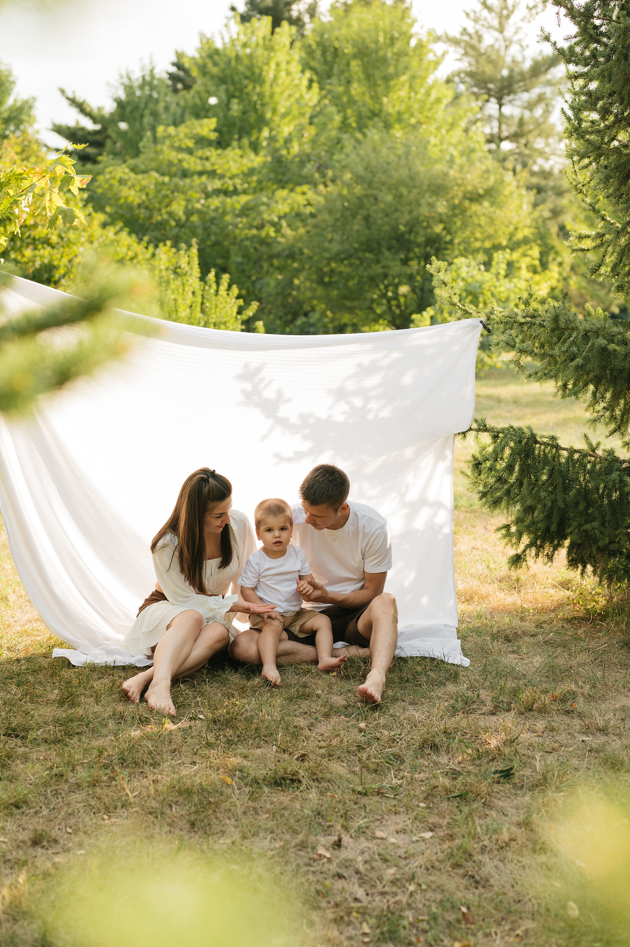 Летняя семейная фотосессия в парке. Свадебный и семейный фотограф в Краснодаре Алина Мельник