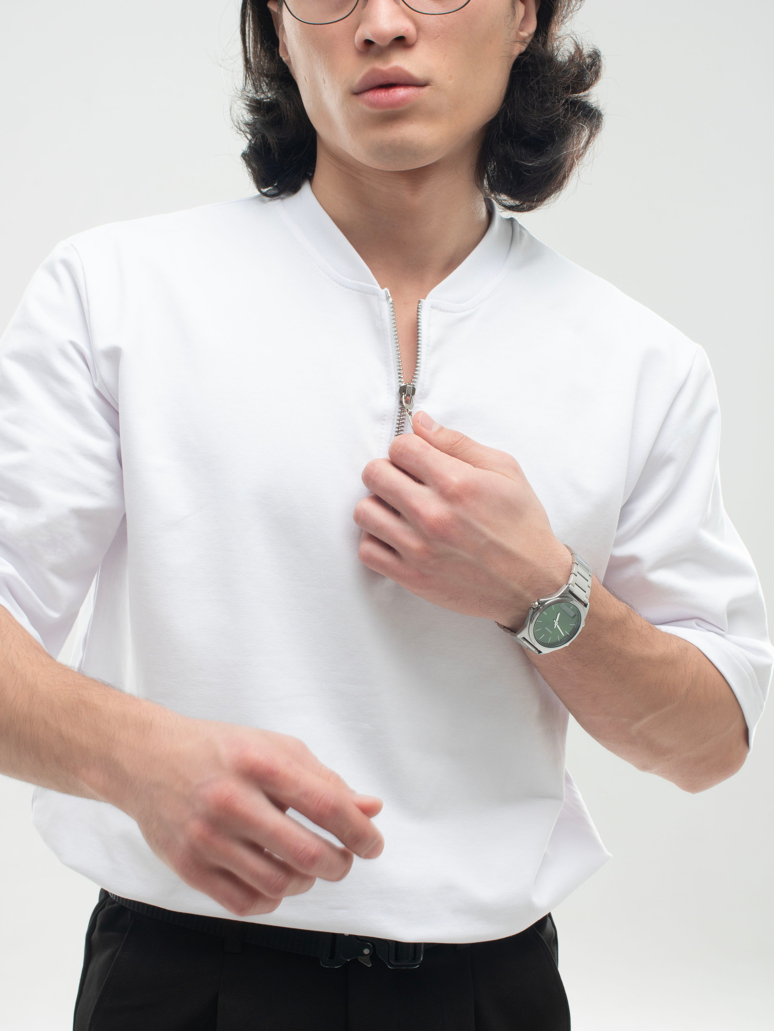 С моделью. Предметный фотограф в Санкт-Петербурге Аннет Глушак