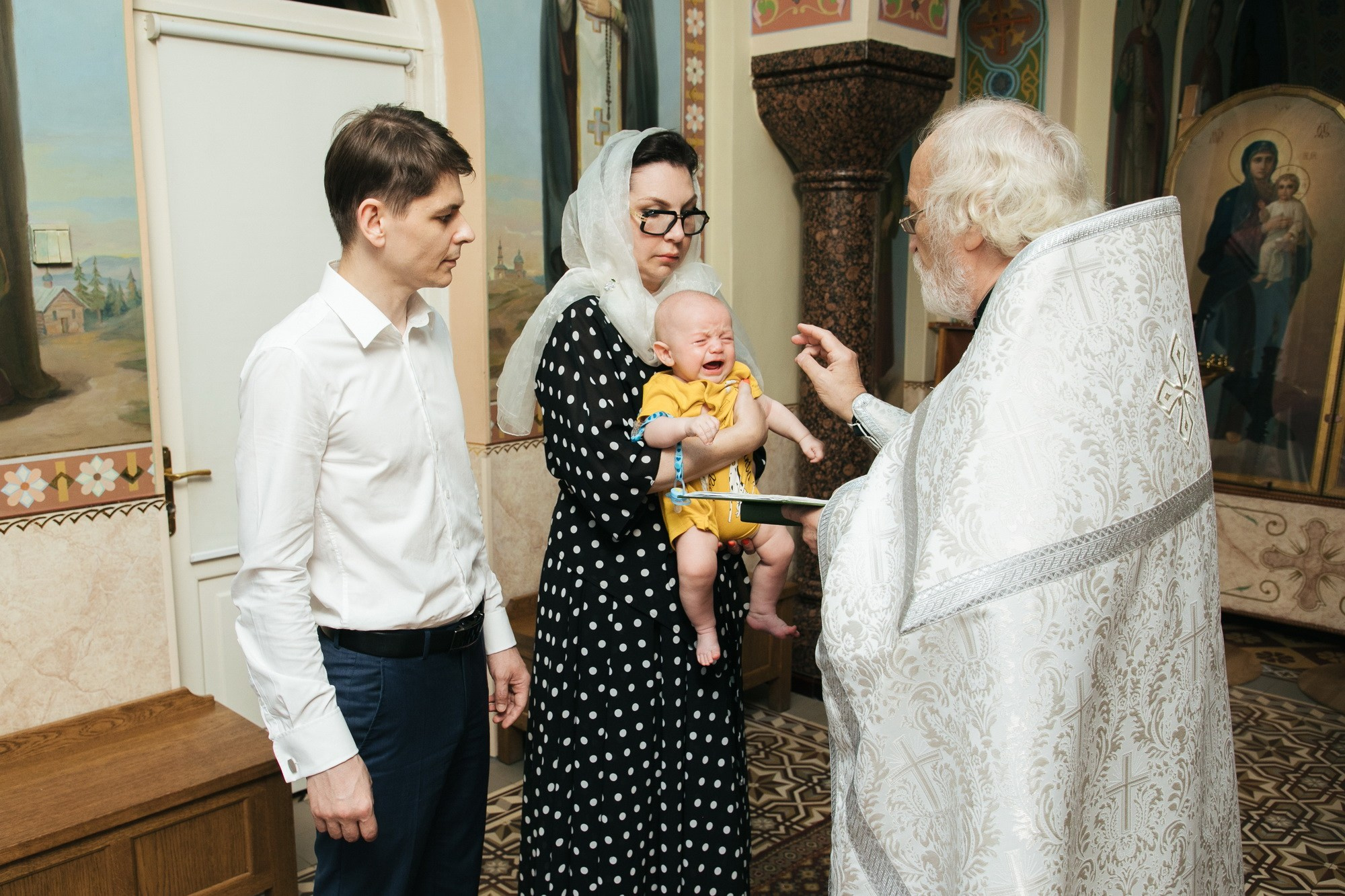 фотограф на крещение санкт петербург, справка о беседе перед крещением, сколько стоит крещение спб, лучшие храмы для крещения, крещение ребенка в спб цены, пушкин церковь узнать про крестины что нужно, что нельзя делать перед крещением, лучшие храмы для крещения, санкт петербург фотограф, крестить без крестных, всего один крестный, имя для крещения малыша