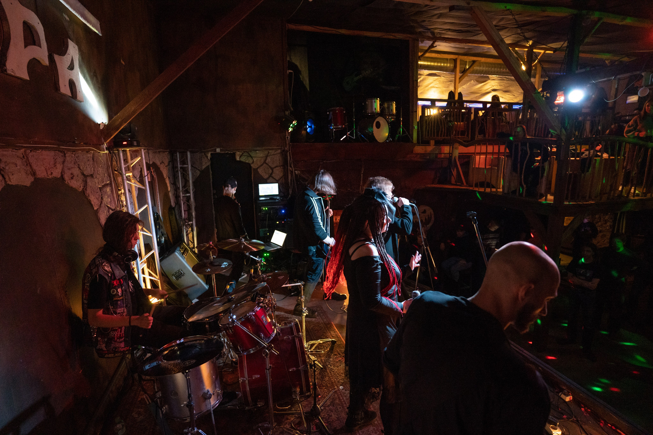 Ночь На Земле|Нора, Псков. Концертный и репортажный фотограф в Санкт-Петербурге Слава Пахомов