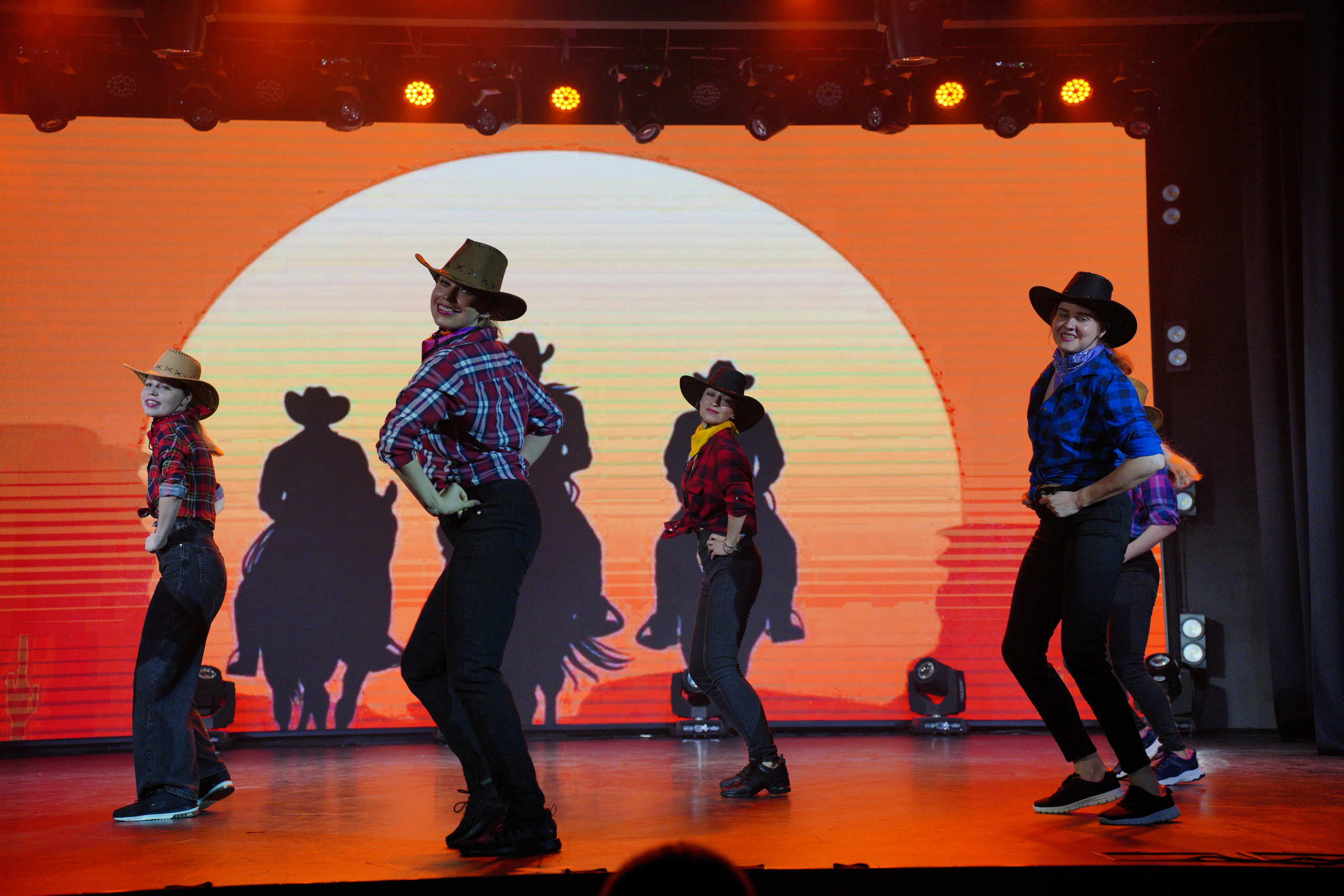 Танцевальный конкурс|Концертный зал Epicenter. Концертный и репортажный фотограф в Санкт-Петербурге Слава Пахомов