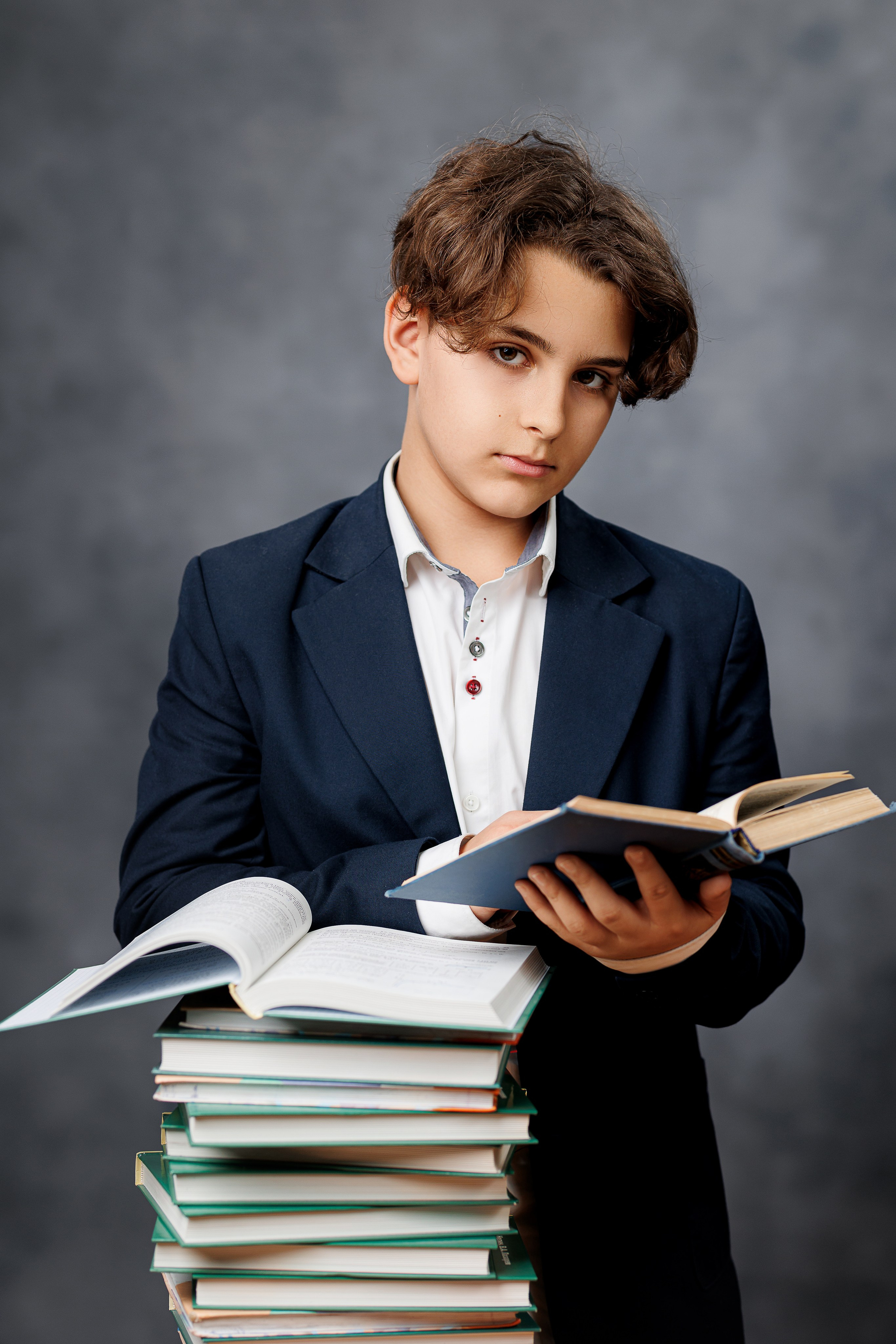 Портреты на однотонном фоне. Семейный и детский фотограф Комина Елена, Власиха, Одинцово