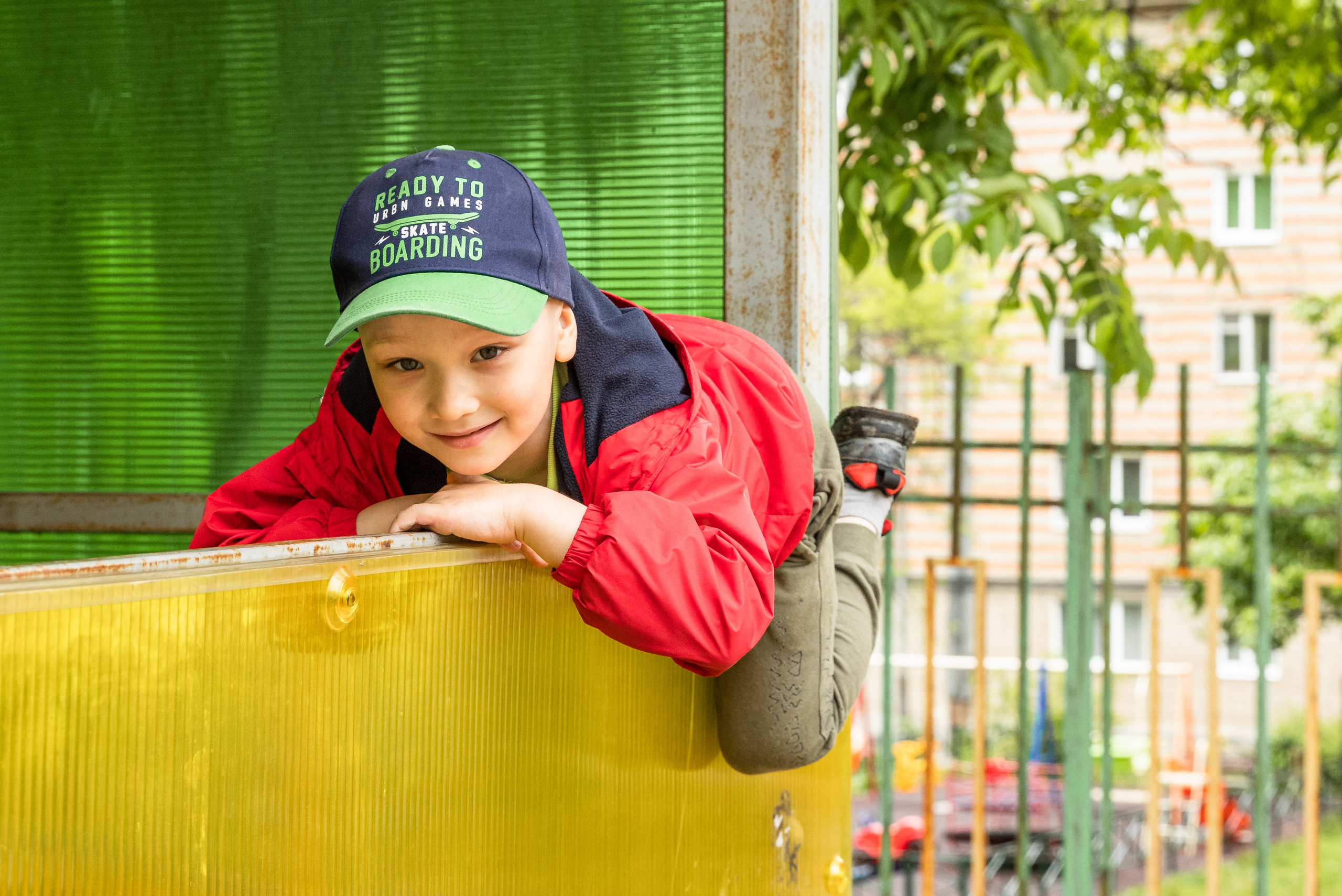 Репортажно-постановочная съемка в саду. Детский семейный фотограф в г. Находка Ольга Коваленко, фотостудия Memories