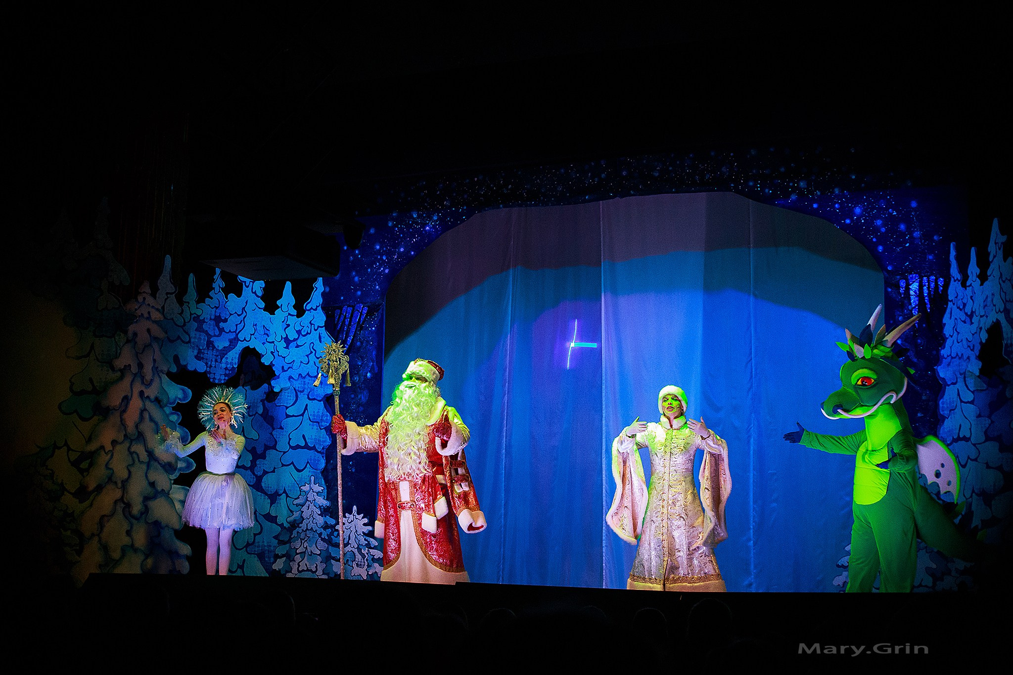 Ёлка в кукольном театре. Детский и семейный фотограф, фотограф мероприятий Нижний Новгород