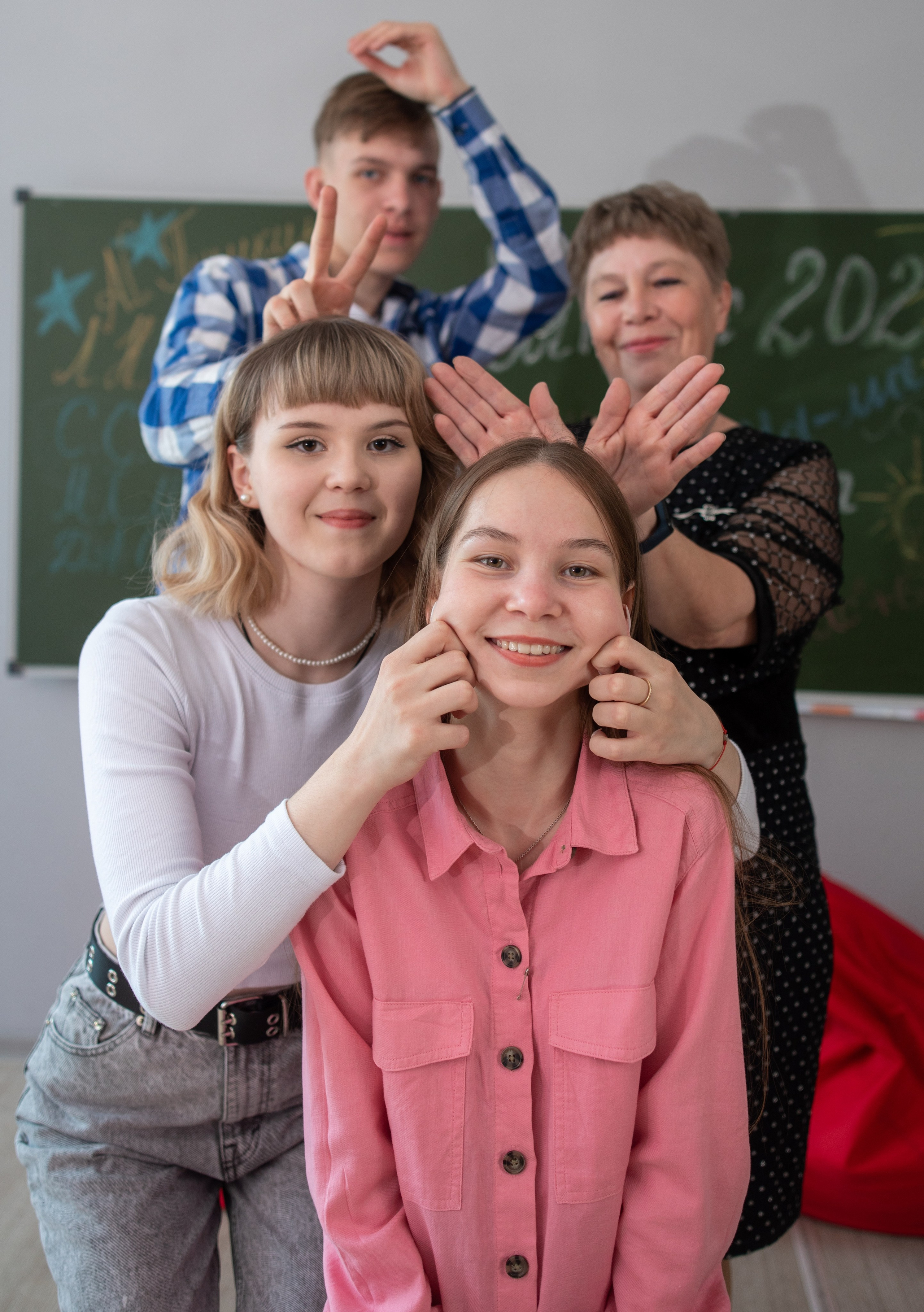 Школьные выпускные альбомы в г. Белебей. Фотограф Белебей Абзалетдинов Артур