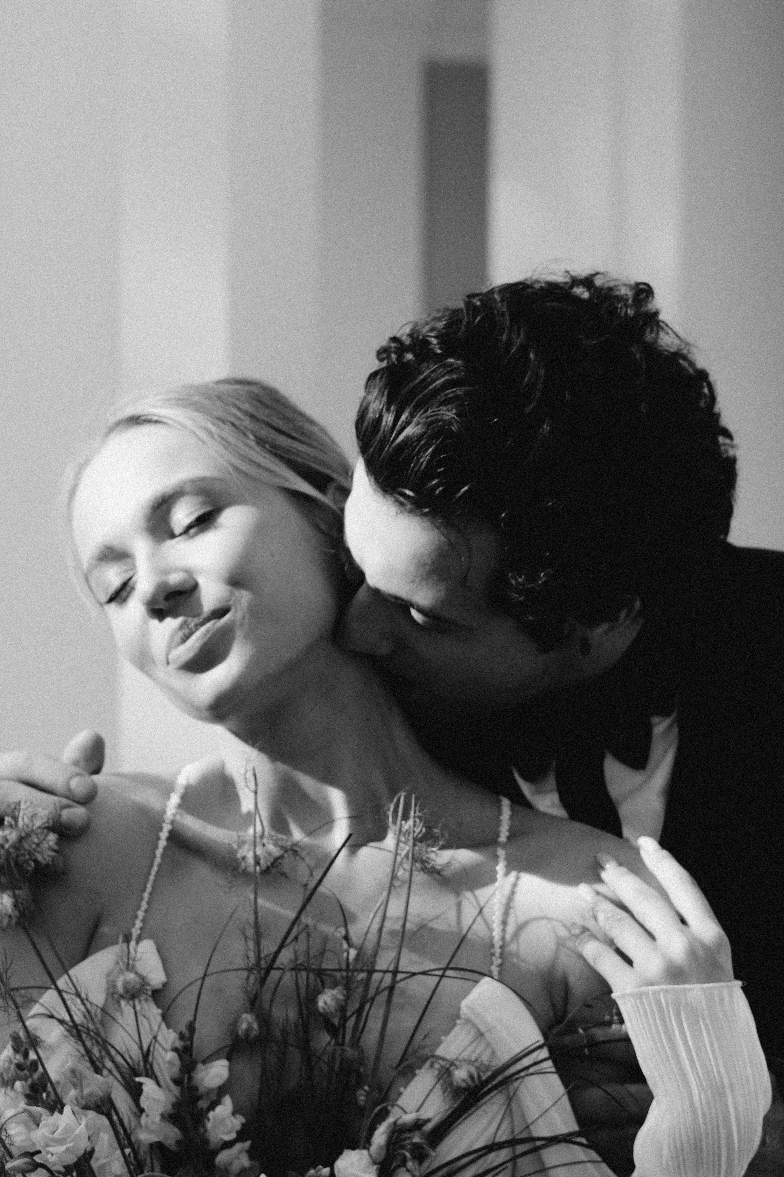 СВАДЕБНАЯ СЬЕМКА В ПАРКЕ ОРАНИЕНБАУМ. Профессиональный фотограф, Санкт-Петербург — Виктория Богомолова