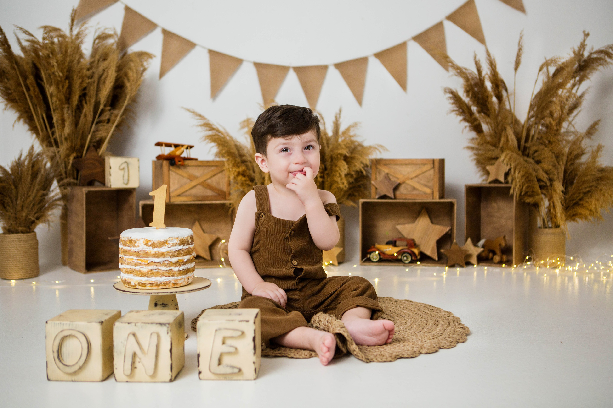 Алексу 1 год. Фотостудия «Антураж». Свадебный семейный и детский фотограф в Краснодаре Карина Федоровская
