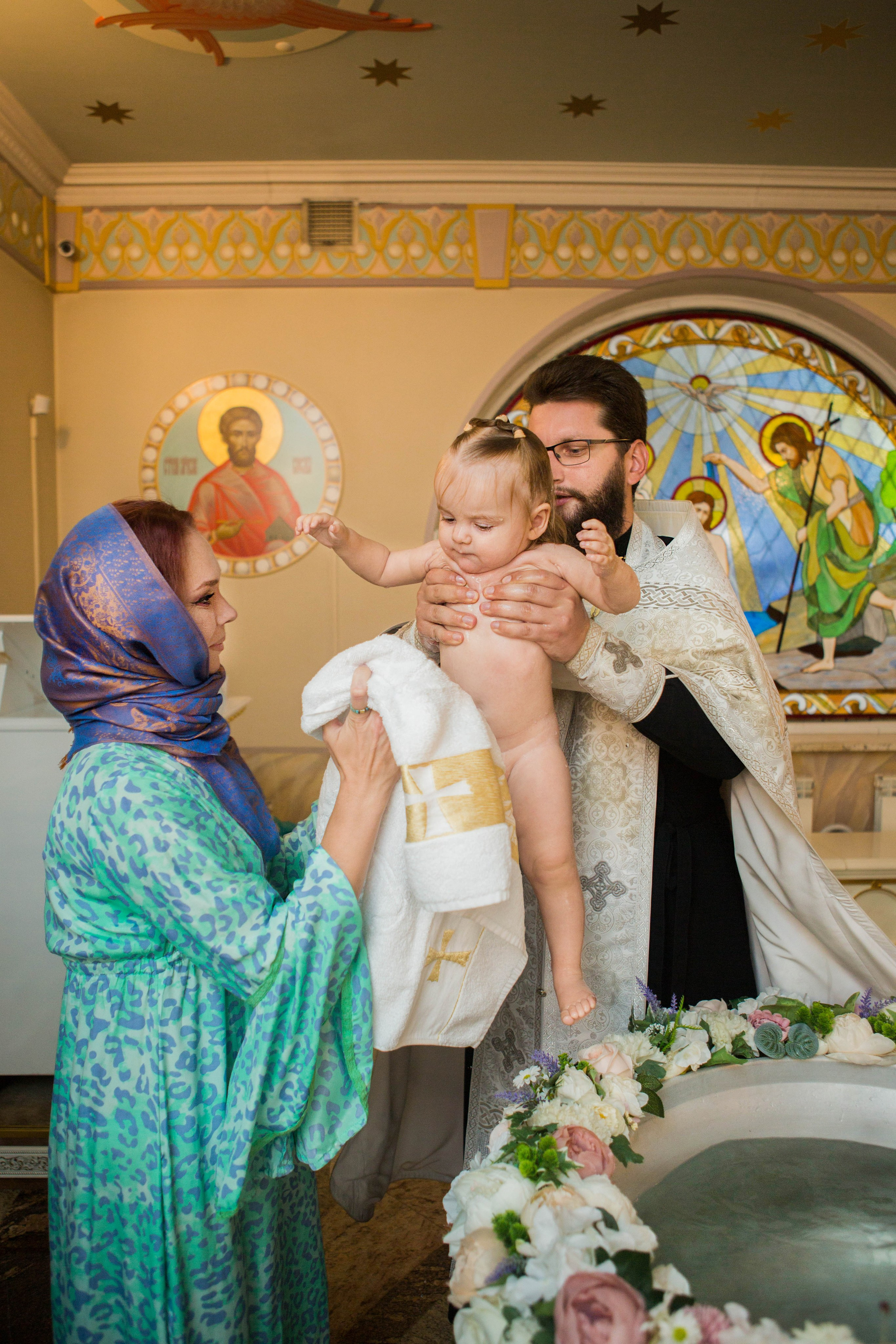 Крещение Дарьи. Храм в честь иконы Божией Матери Целительница. Свадебный семейный и детский фотограф в Краснодаре Карина Федоровская