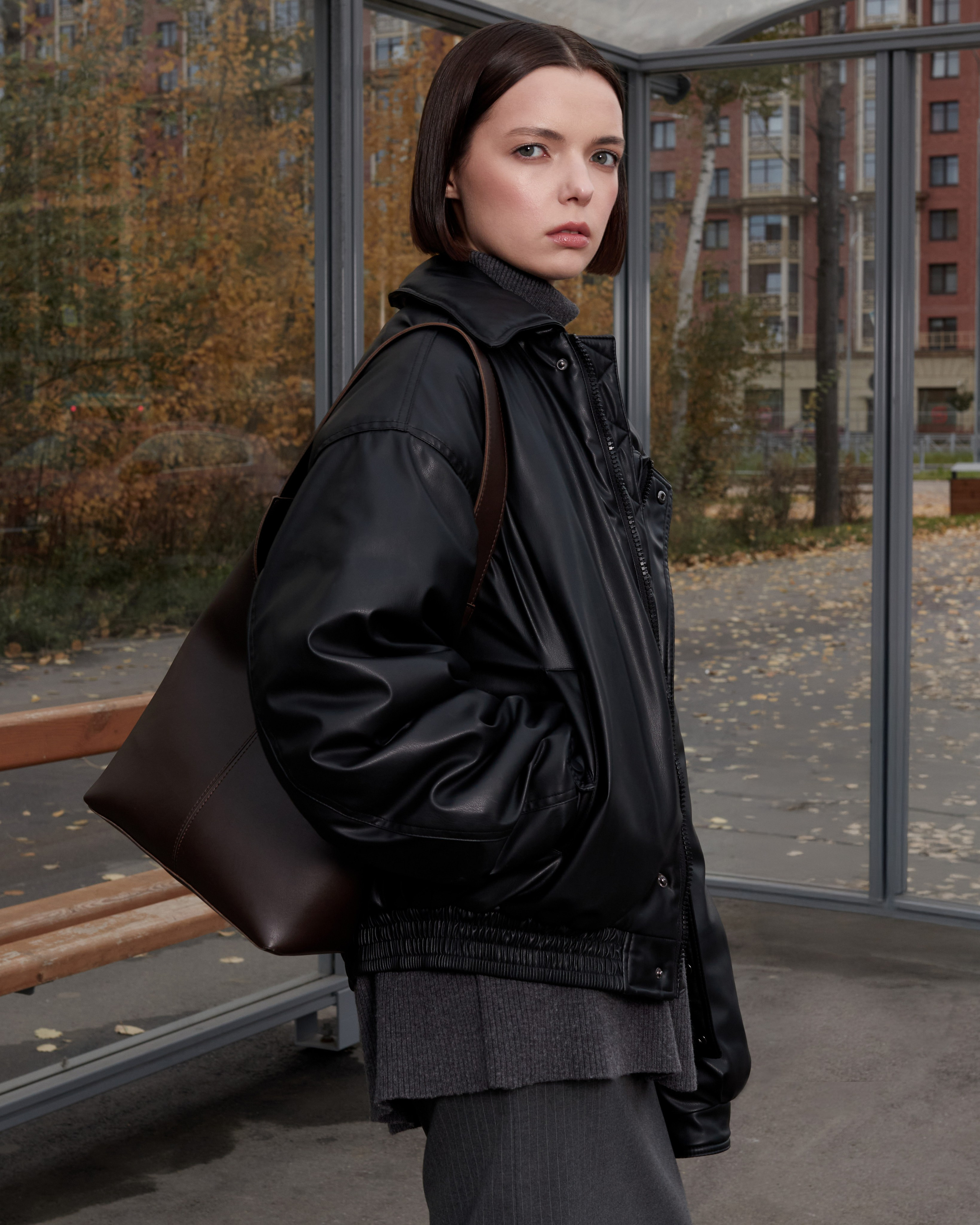 Лукбук на локации (остановка) 2024. Фотограф для брендов в Санкт-Петербурге Шилова Ксения